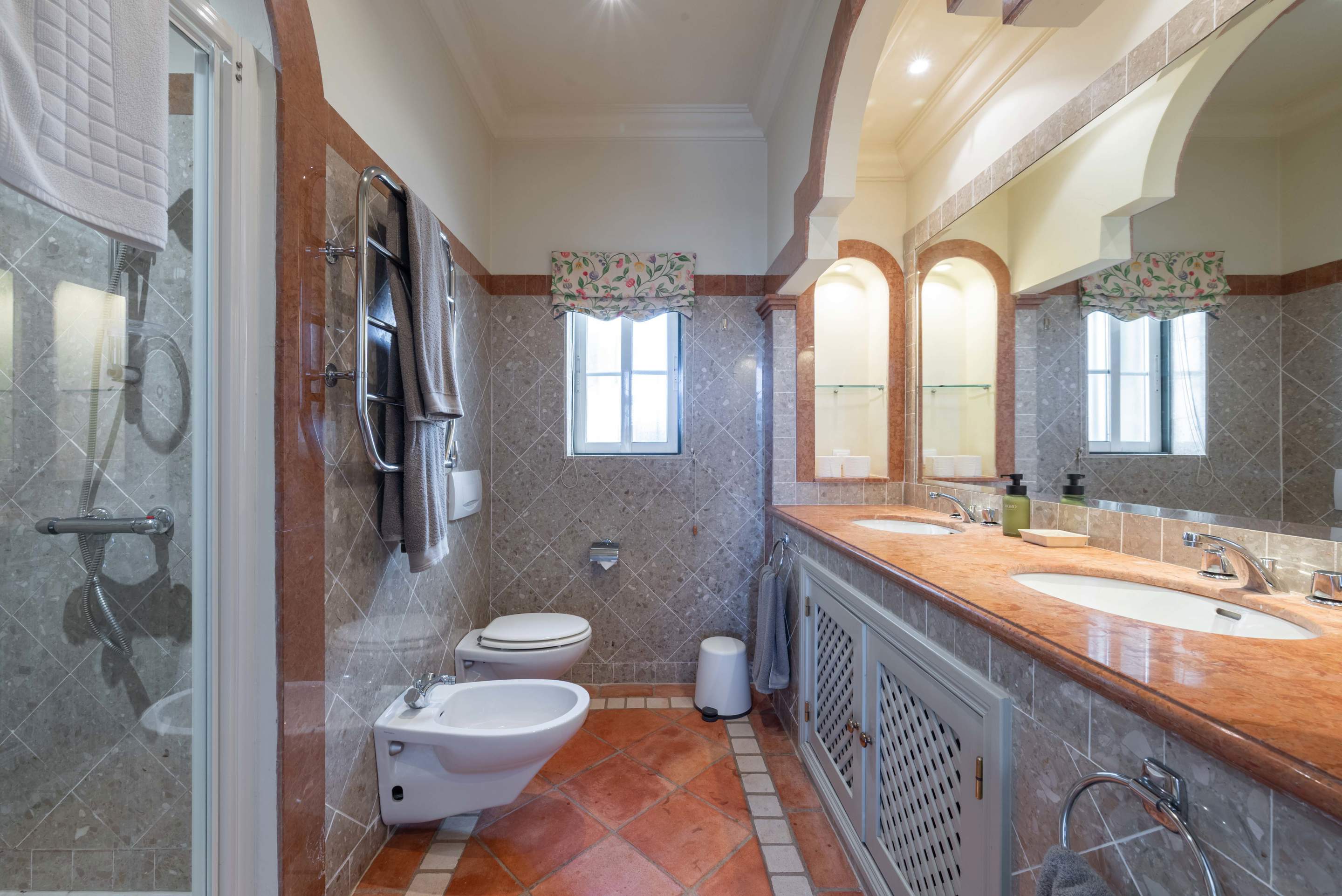 Villa Pau-Lo, 4 bedroom villa in Quinta do Lago, Algarve