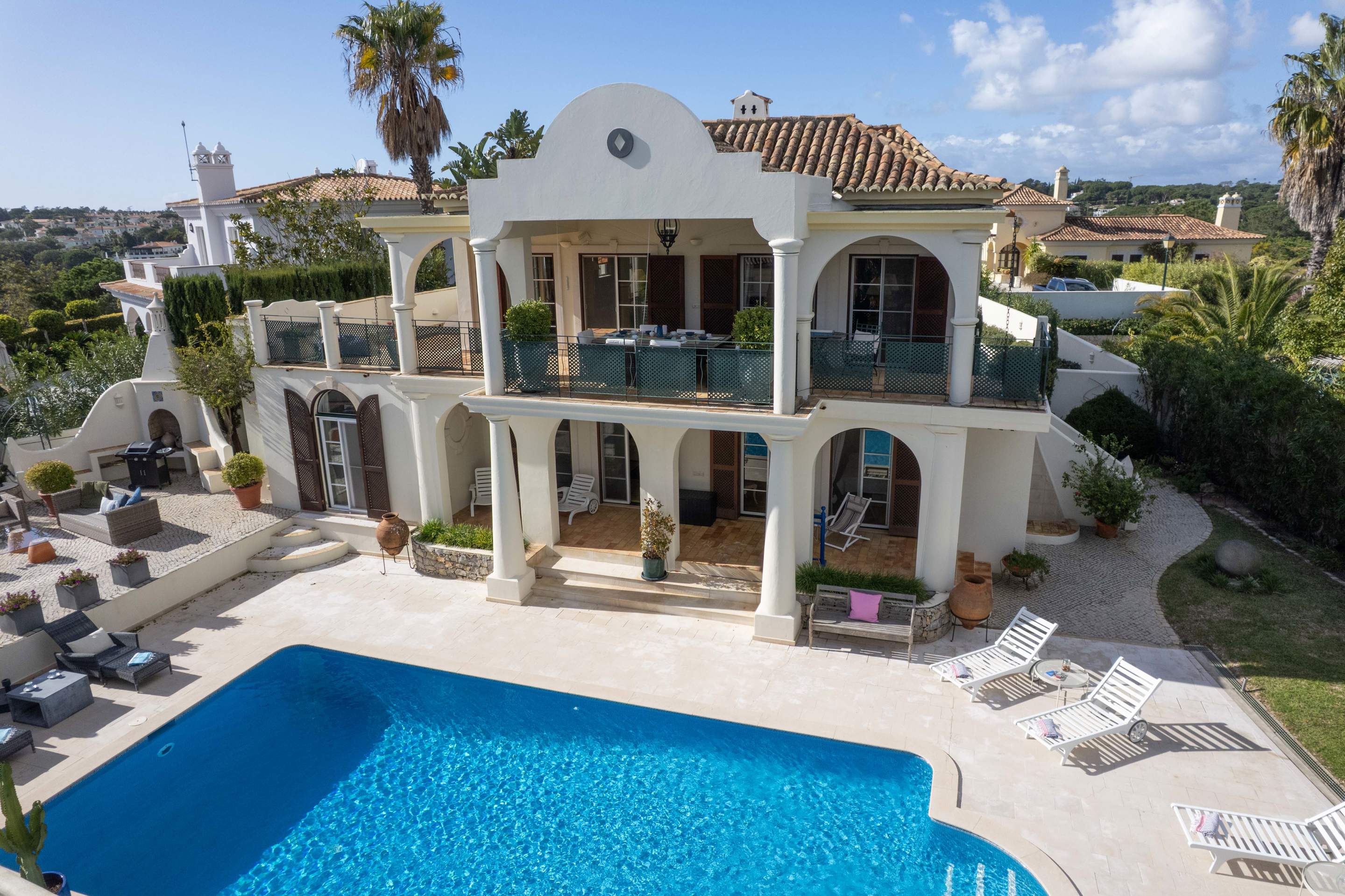 Villa Pau-Lo, 4 bedroom villa in Quinta do Lago, Algarve