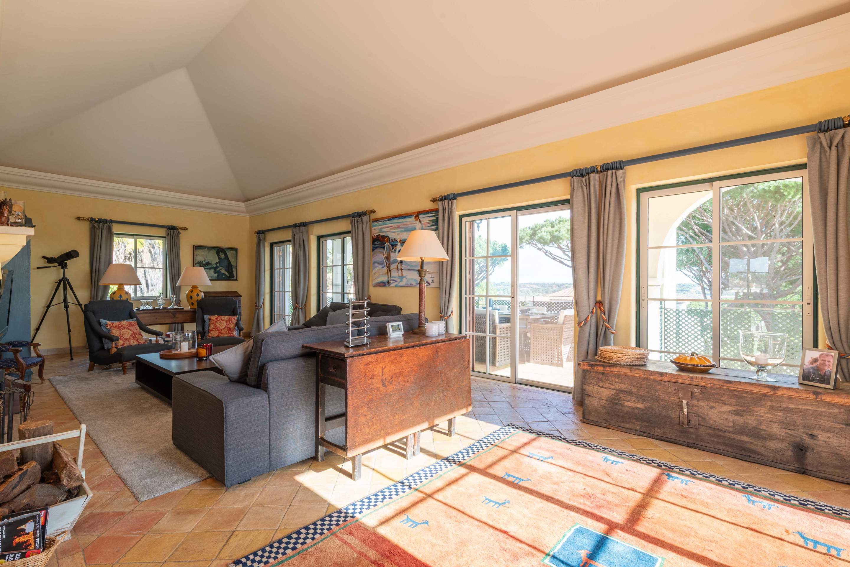 Villa Pau-Lo, 4 bedroom villa in Quinta do Lago, Algarve