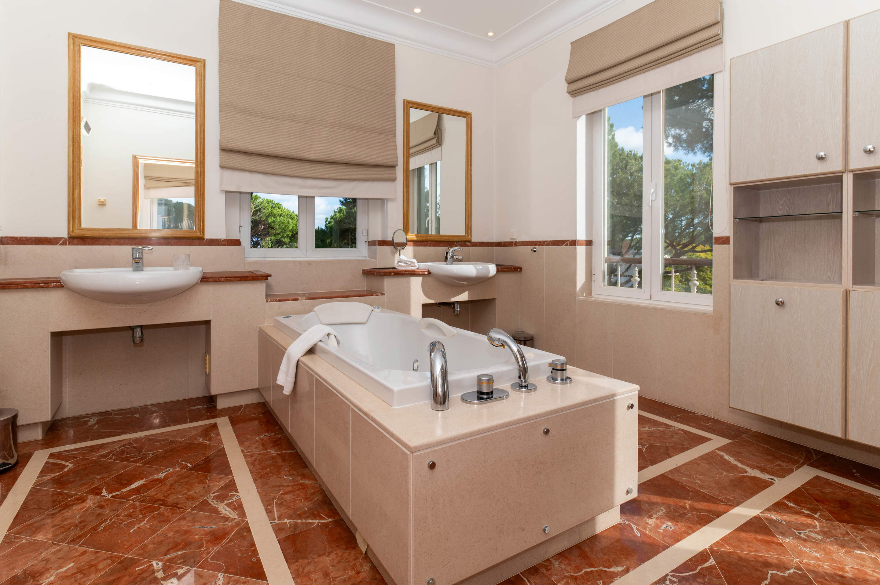 Casa Marcella, 3 bedroom villa in Quinta do Lago, Algarve