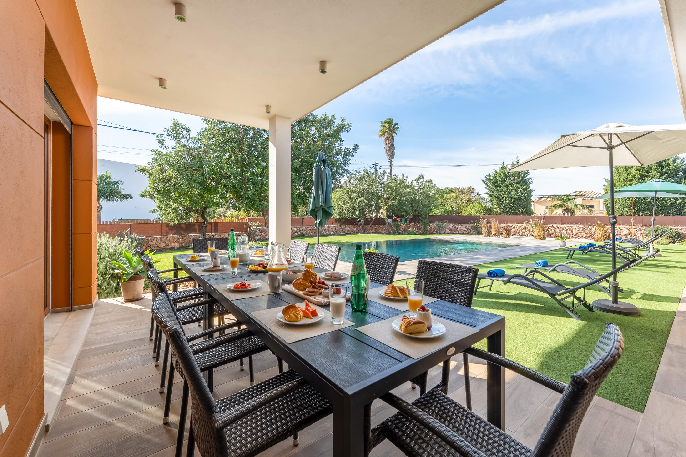 Casa Da Joya, 5 bedroom villa in Almancil, Algarve