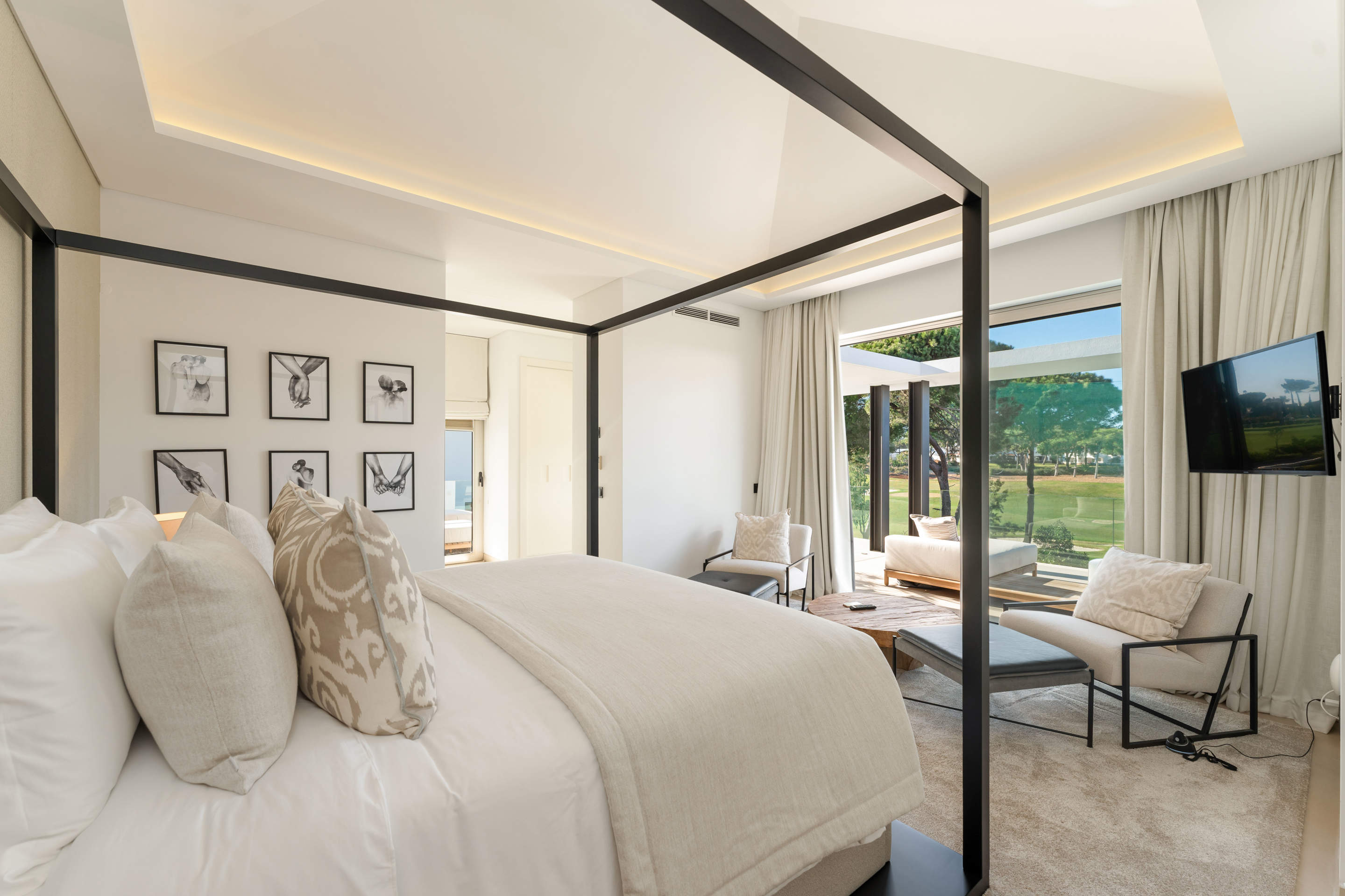 Villa Ophelia, 6 bedroom villa in Quinta do Lago, Algarve