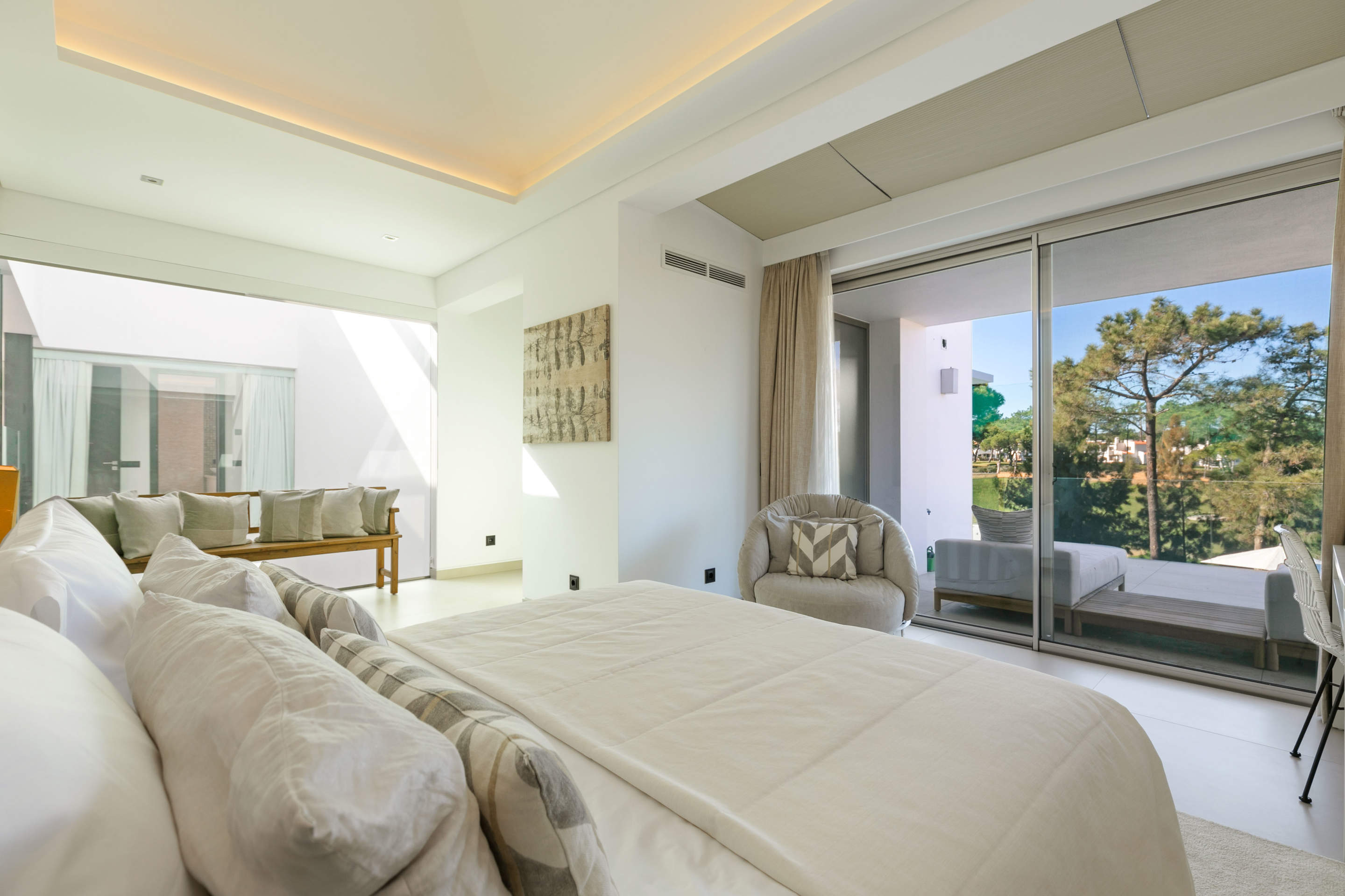 Villa Ophelia, 6 bedroom villa in Quinta do Lago, Algarve