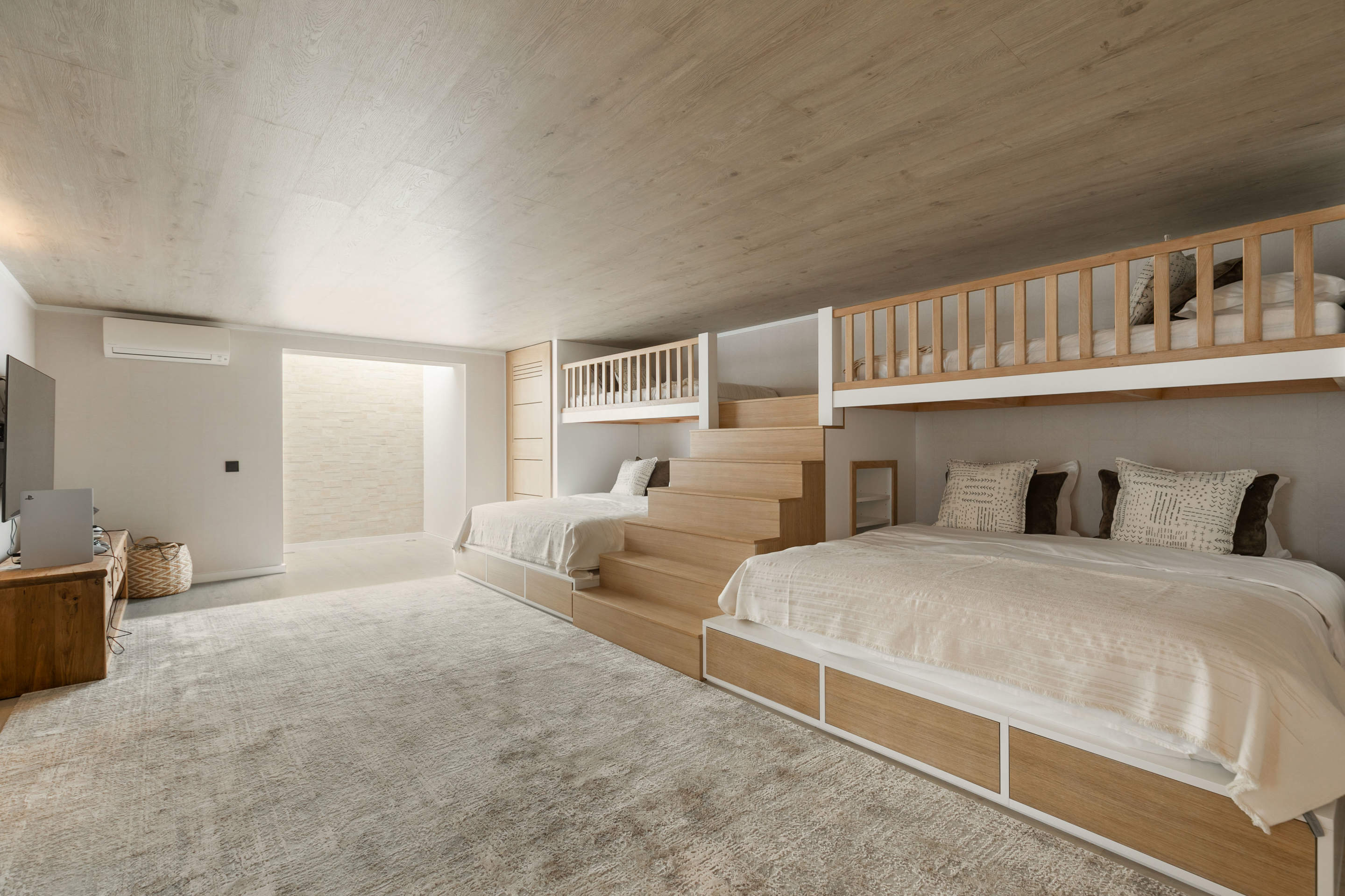 Villa Ophelia, 6 bedroom villa in Quinta do Lago, Algarve