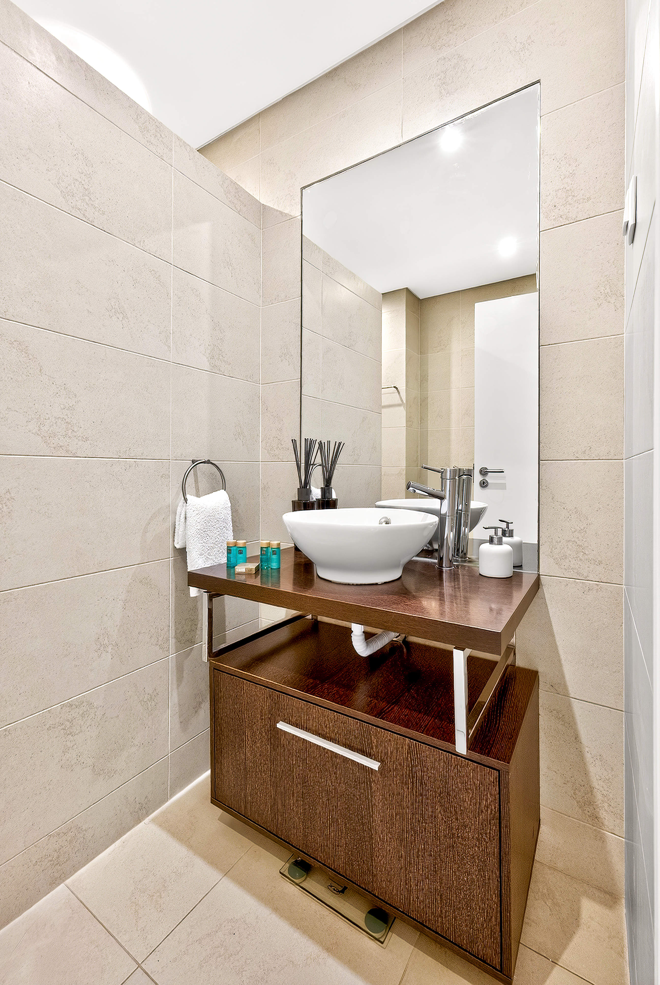 Sao Lourenco Premium 2 Bed Apt Sunflower, 2 bedroom apartment in Quinta do Lago, Algarve