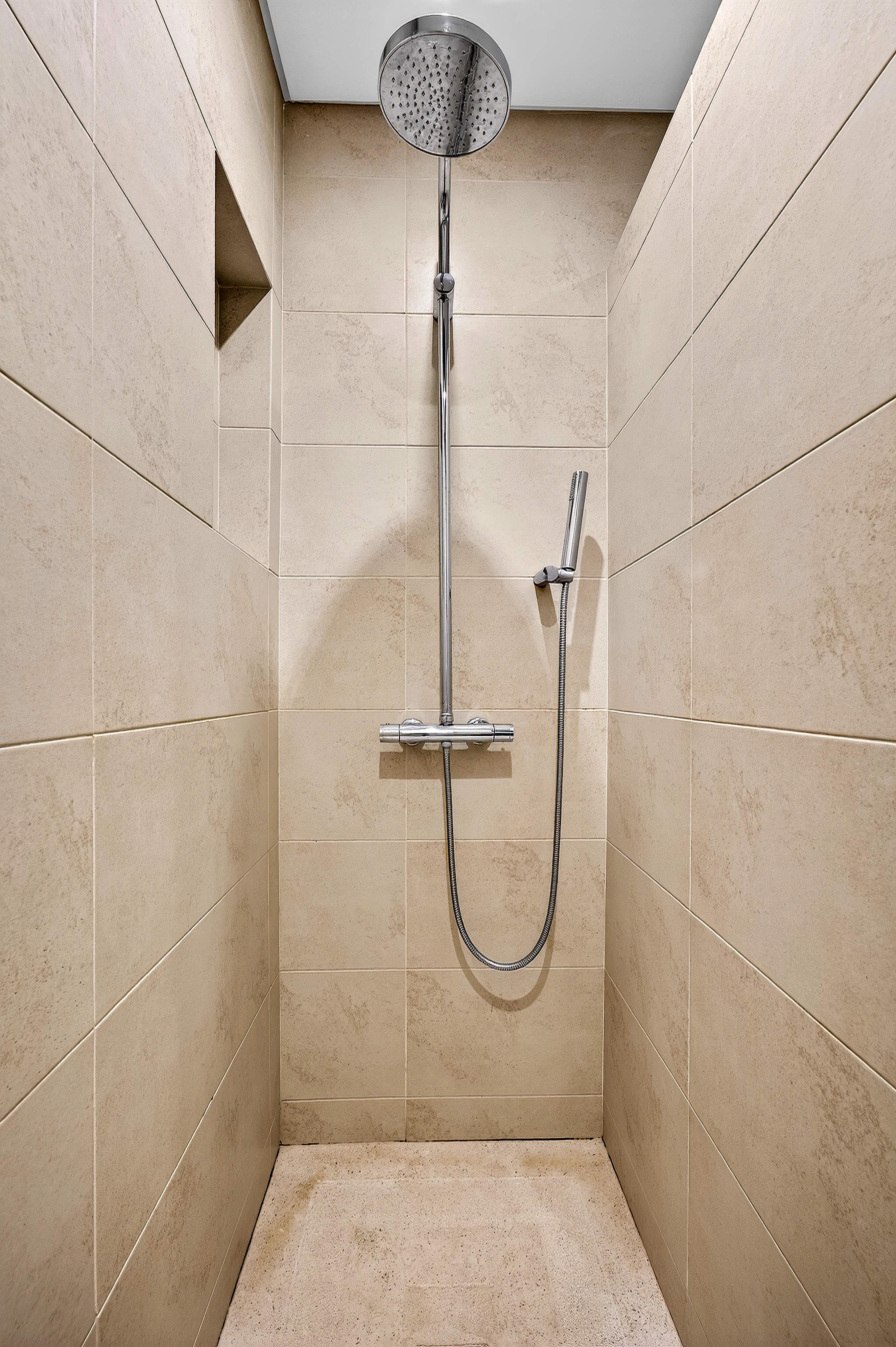 Sao Lourenco Premium 2 Bed Apt Sunflower, 2 bedroom apartment in Quinta do Lago, Algarve