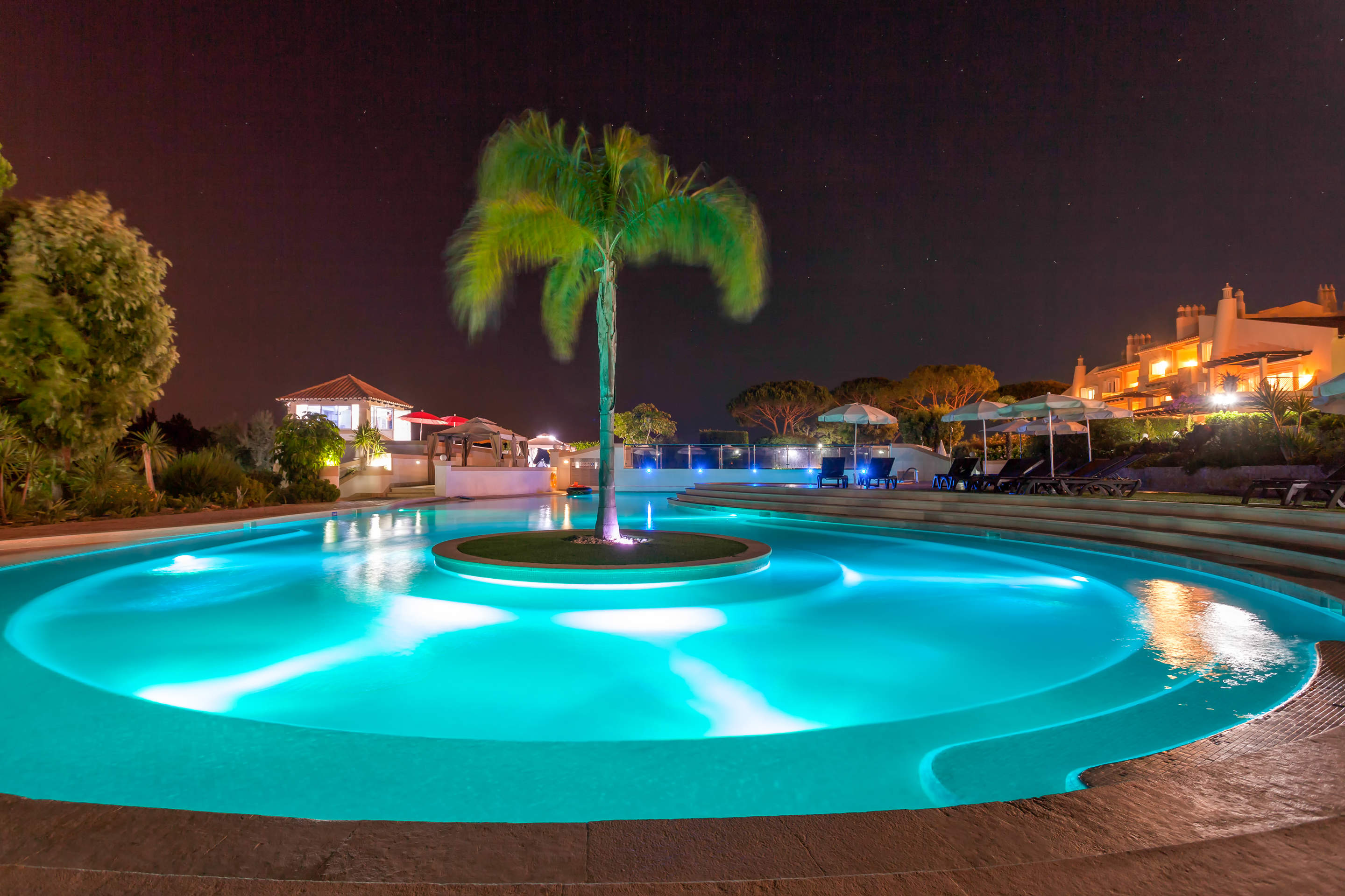 Sao Lourenco Premium 2 Bed Apt Sunflower, 2 bedroom apartment in Quinta do Lago, Algarve