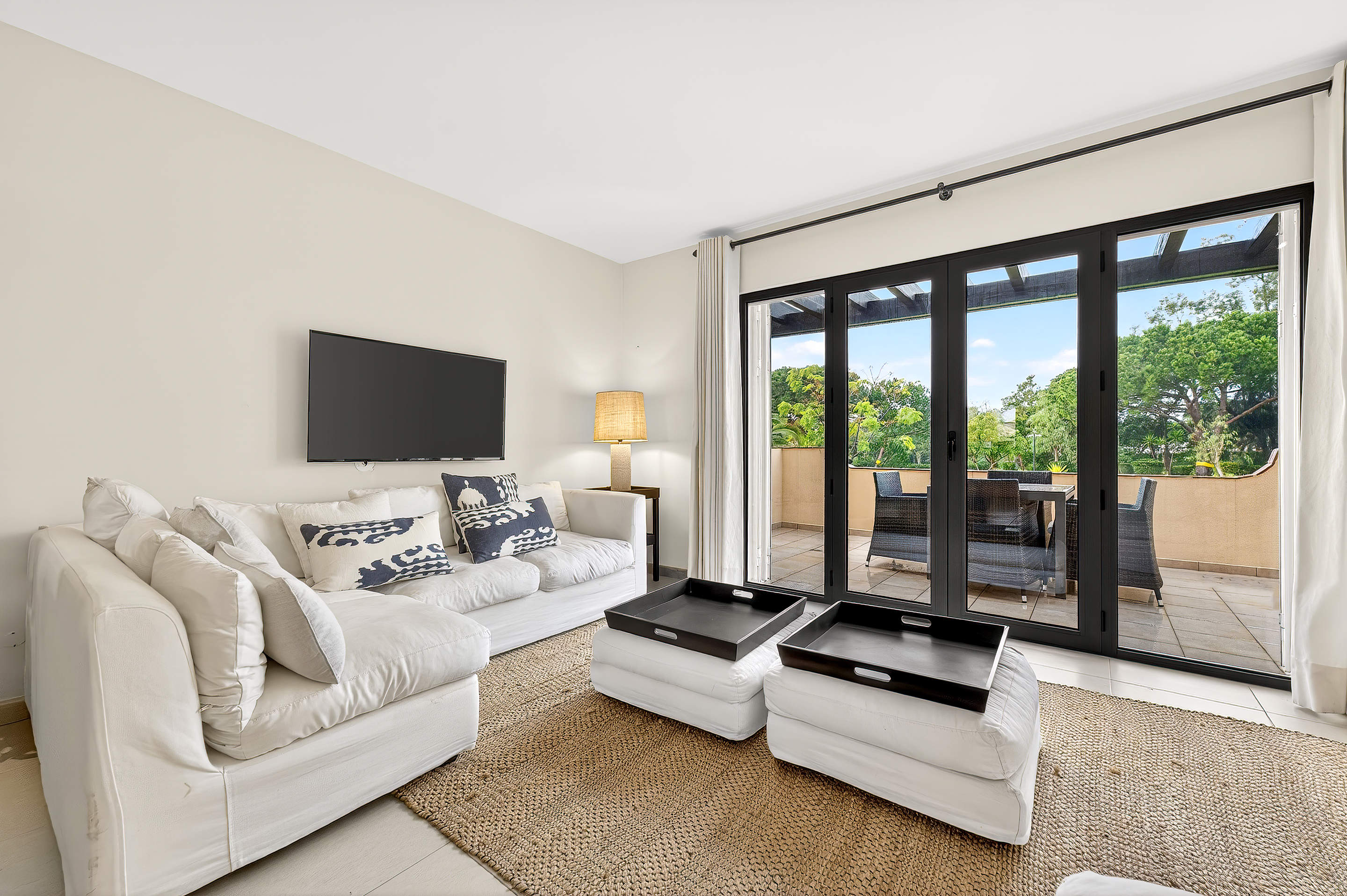 Sao Lourenco Premium 2 Bed Apt Sunflower, 2 bedroom apartment in Quinta do Lago, Algarve