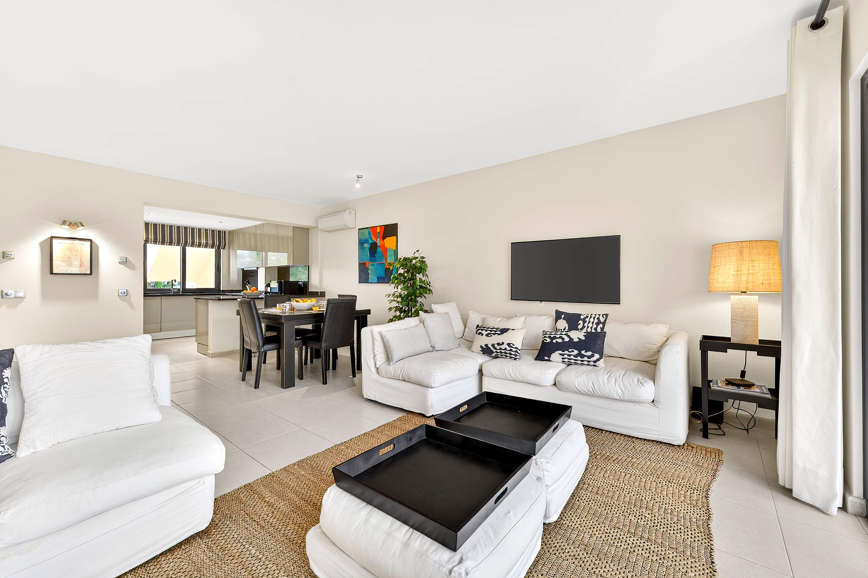 Sao Lourenco Premium 2 Bed Apt Sunflower, 2 bedroom apartment in Quinta do Lago, Algarve