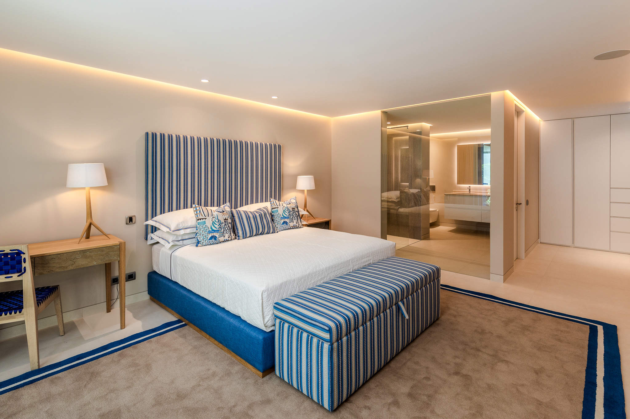 The Cork Tree, 7 bedroom villa in Quinta do Lago, Algarve