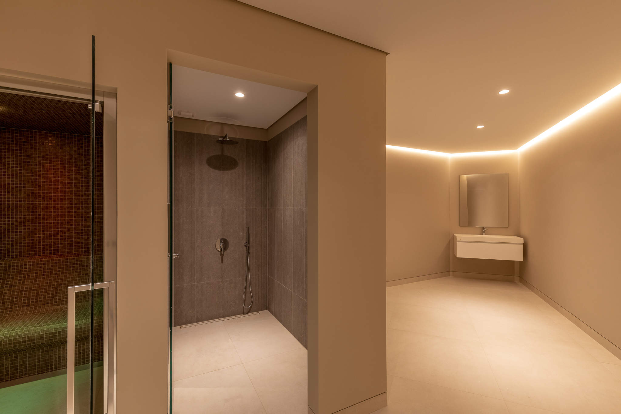 The Cork Tree, 7 bedroom villa in Quinta do Lago, Algarve