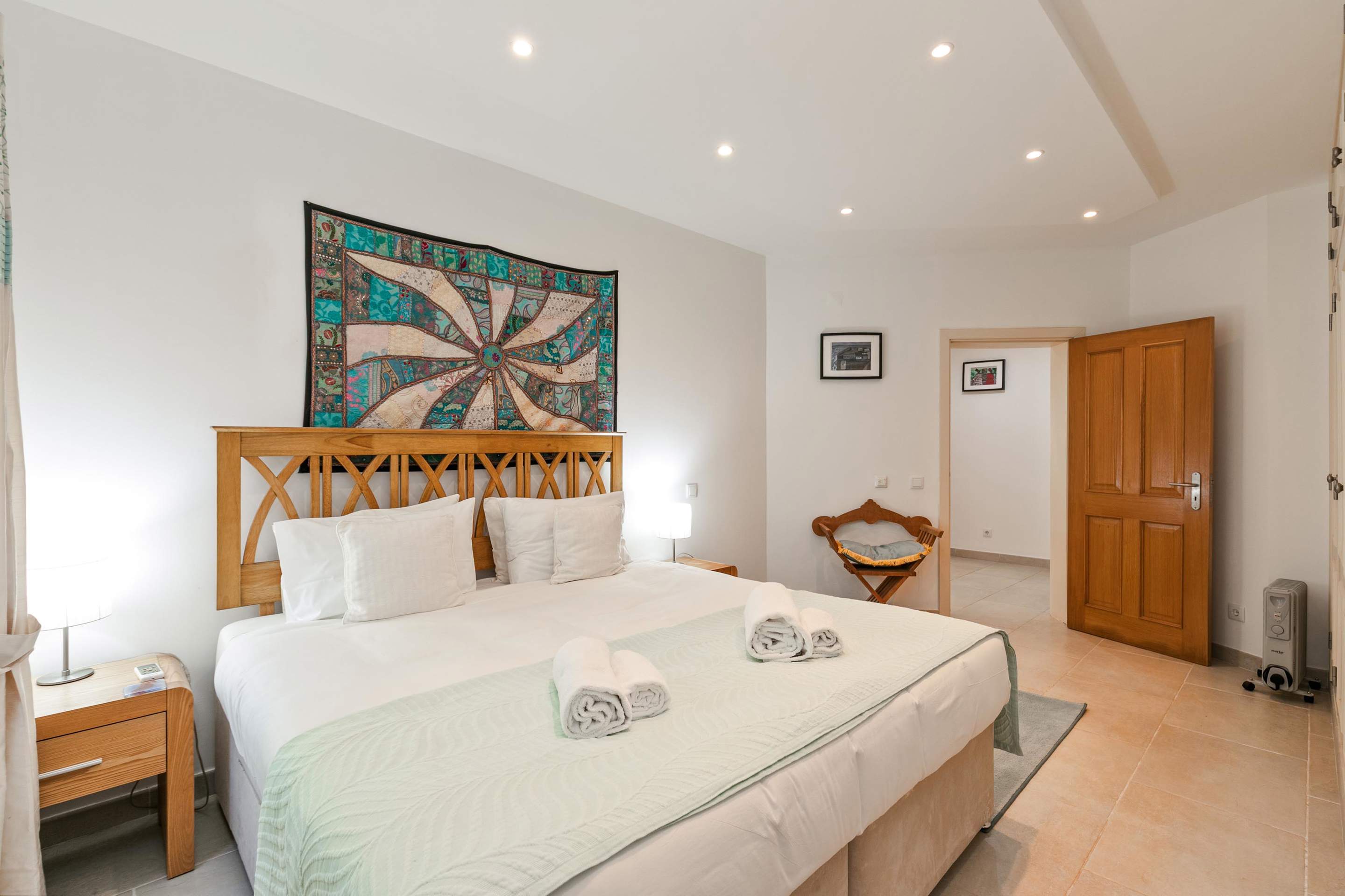 Casa Charlotte 3 bedroom rental, 3 bedroom villa in Almancil, Algarve