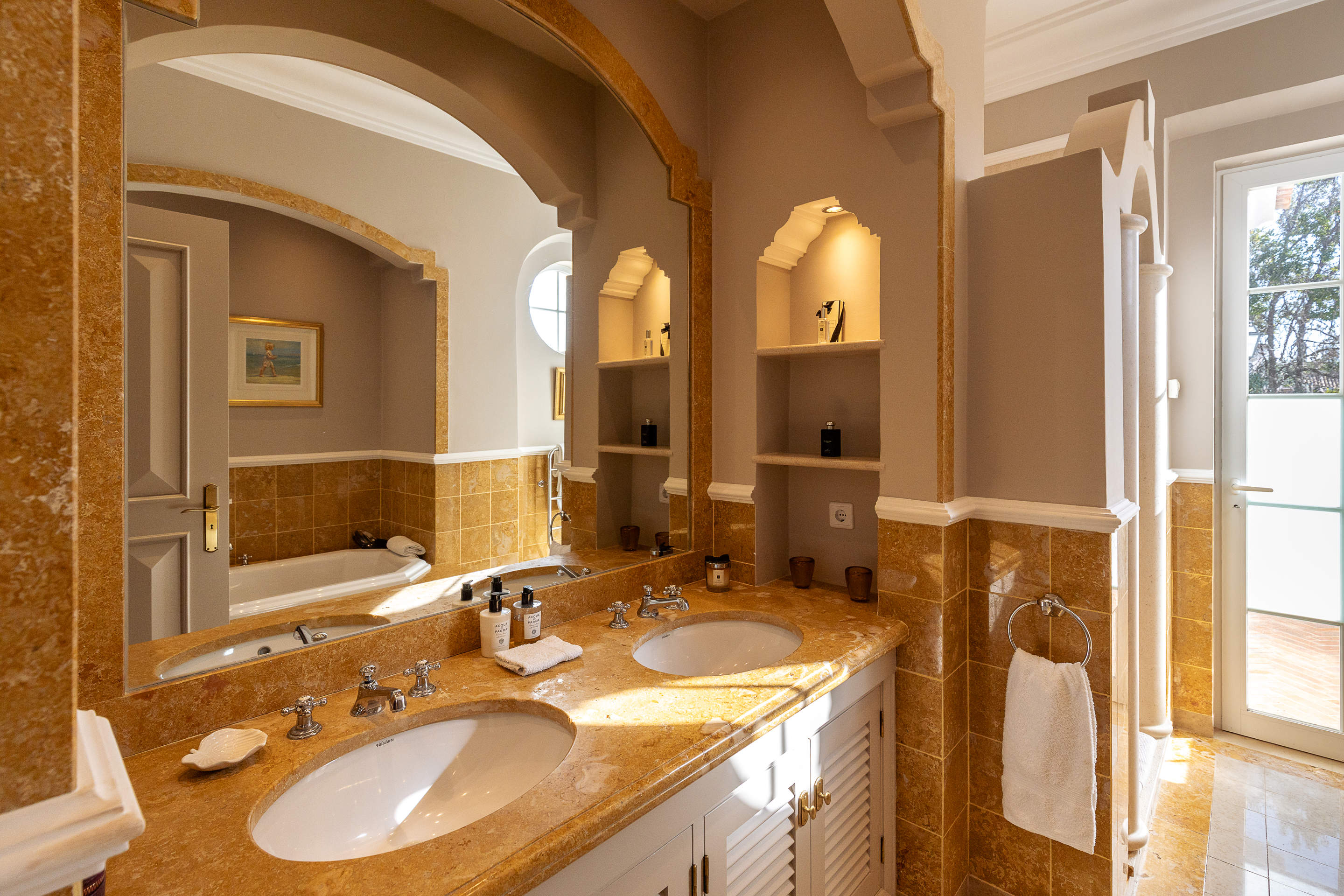 Villa Dawn, 4 bedroom villa in Quinta do Lago, Algarve