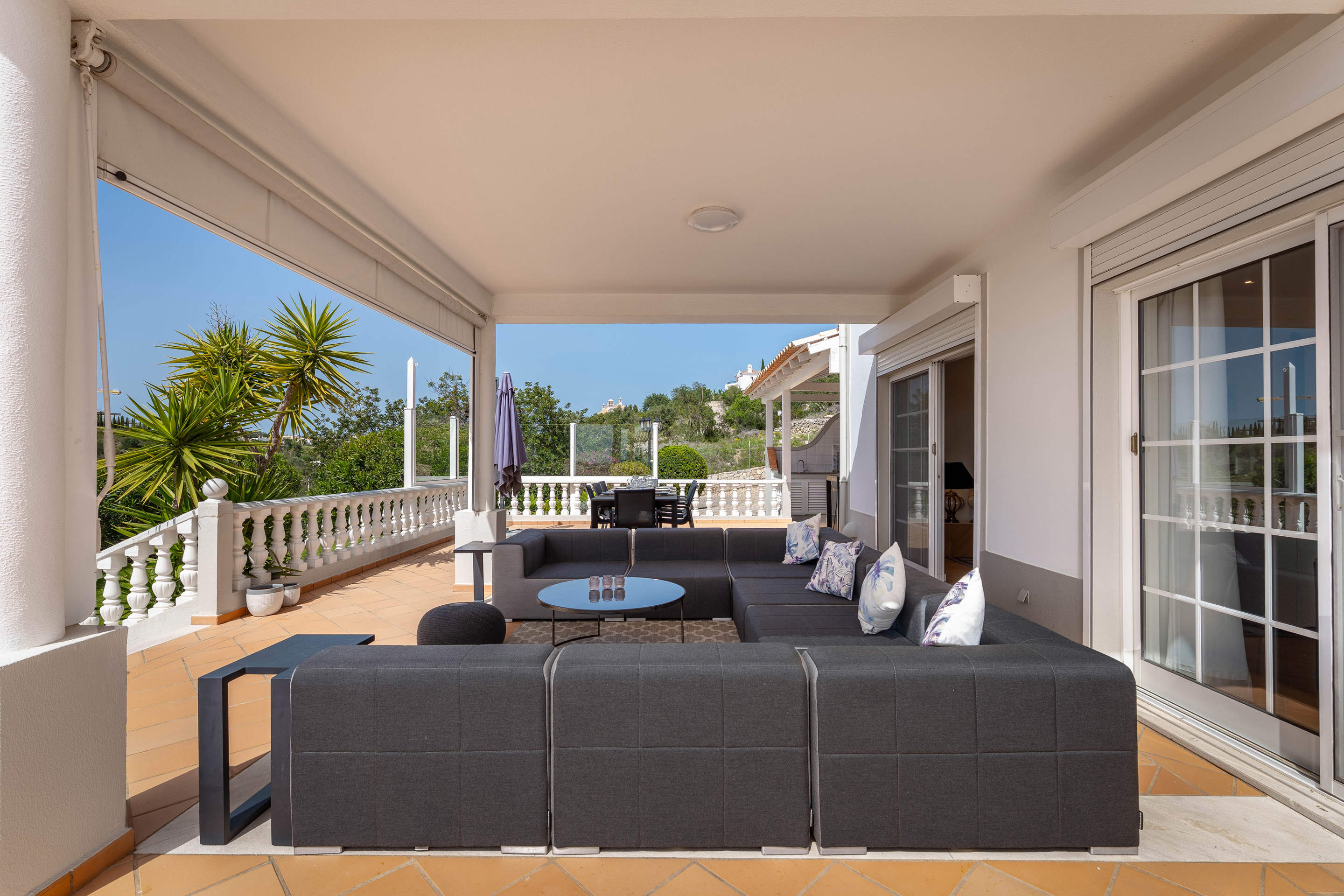 Villa Ellena Rosa, 4 bedroom villa in Almancil, Algarve