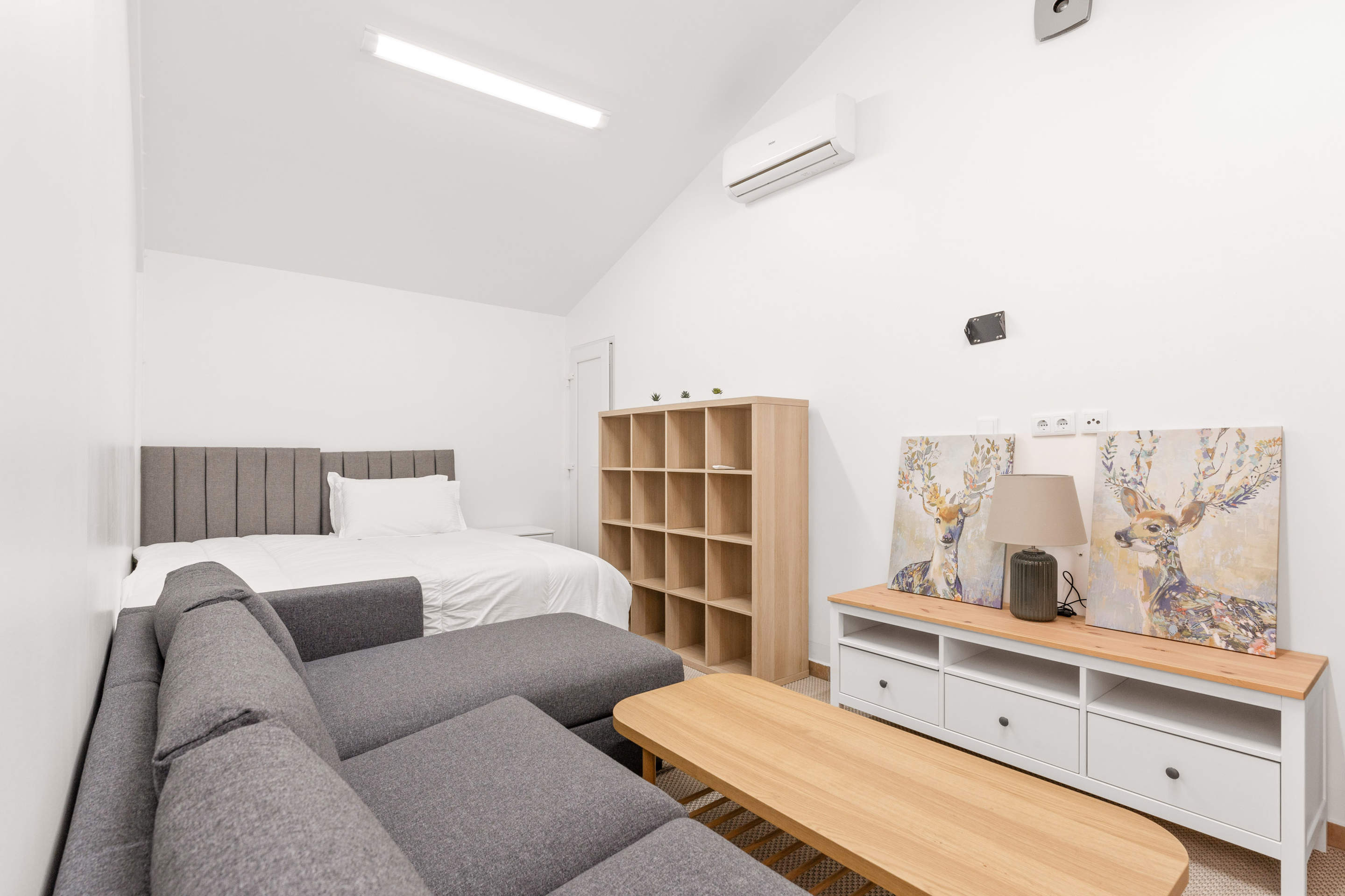 Villa Ellena Rosa, 4 bedroom villa in Almancil, Algarve