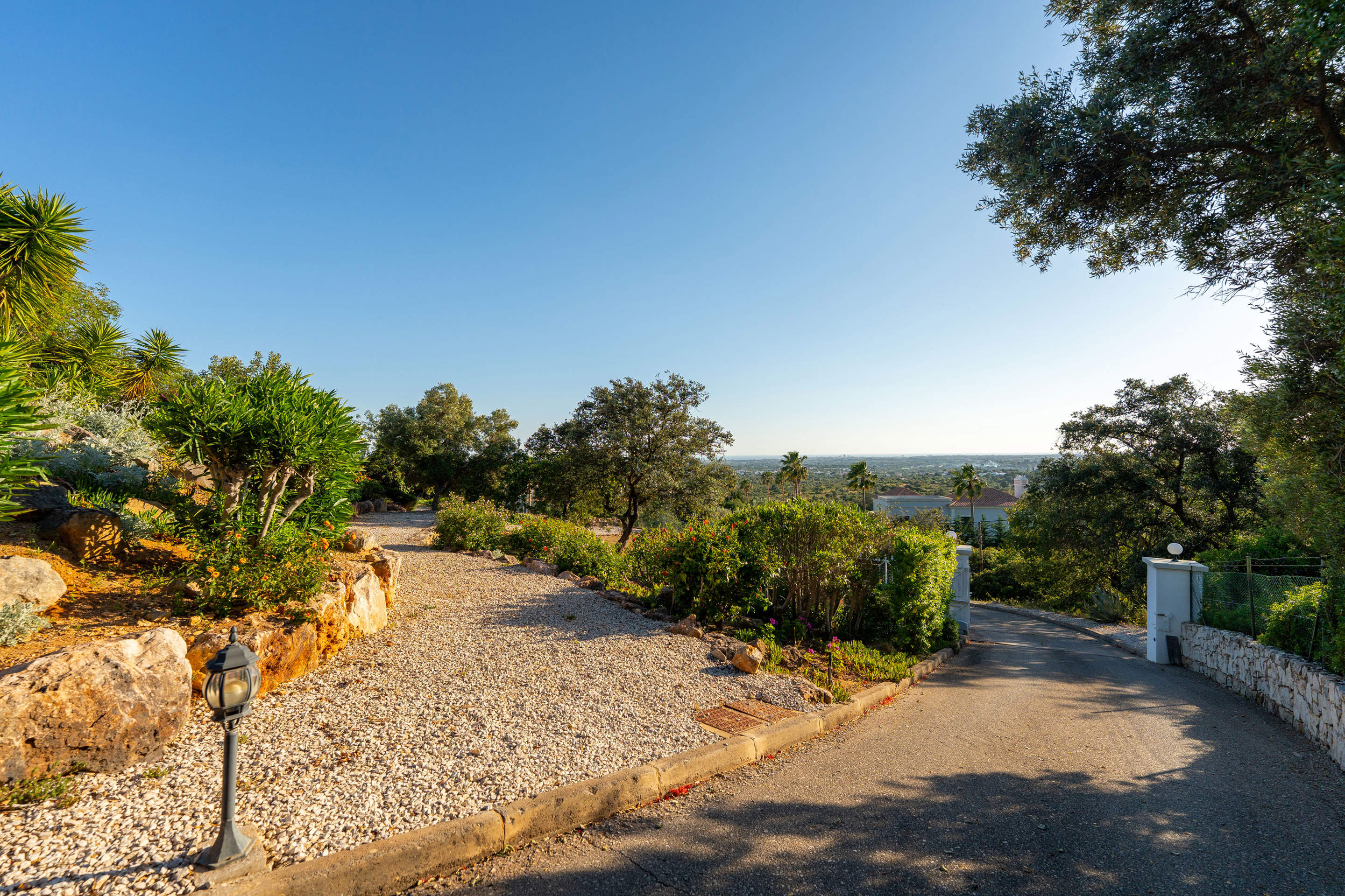 Villa Ellena Rosa, 4 bedroom villa in Almancil, Algarve