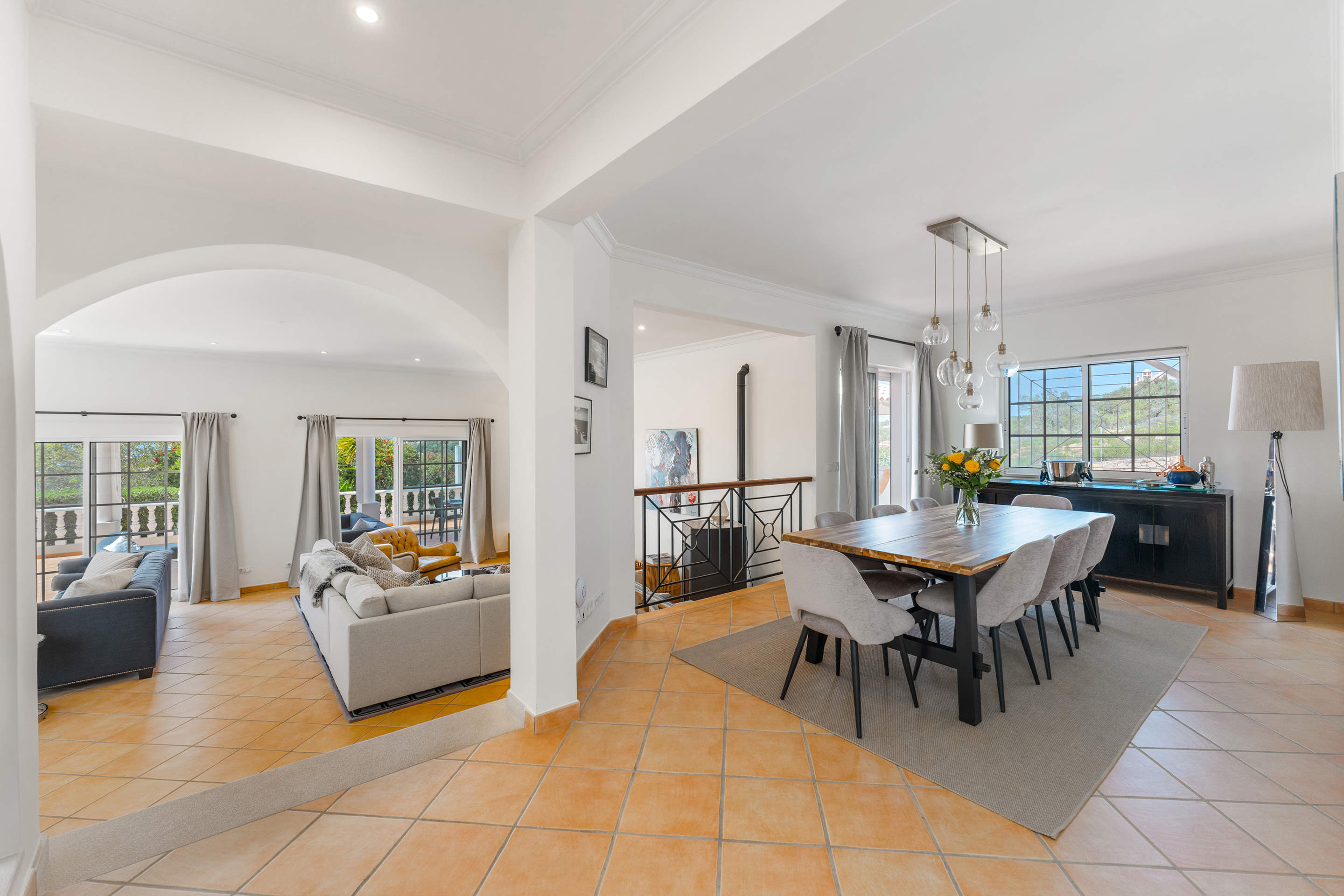 Villa Ellena Rosa, 4 bedroom villa in Almancil, Algarve