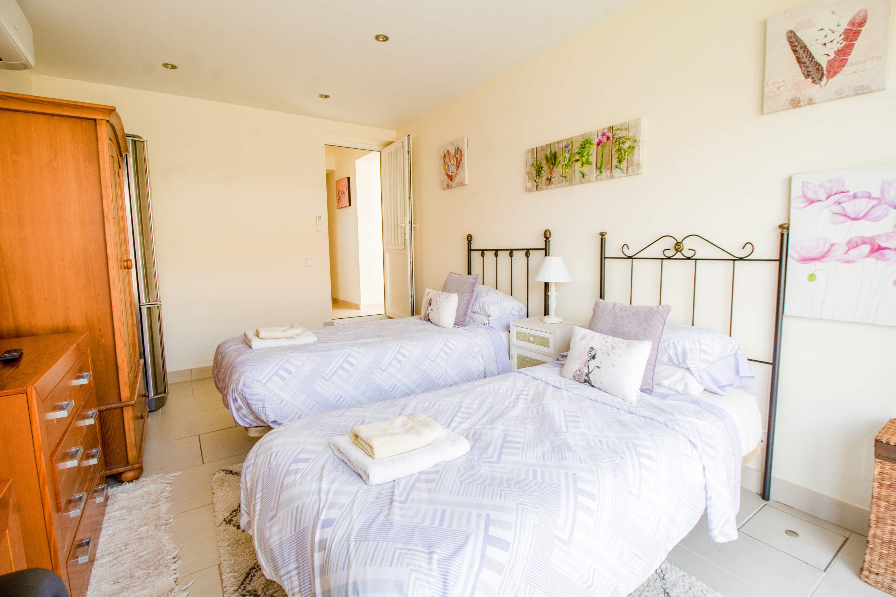 Casa Jasmine, 5 bedroom villa in Mahon, San Luis & South East, Menorca