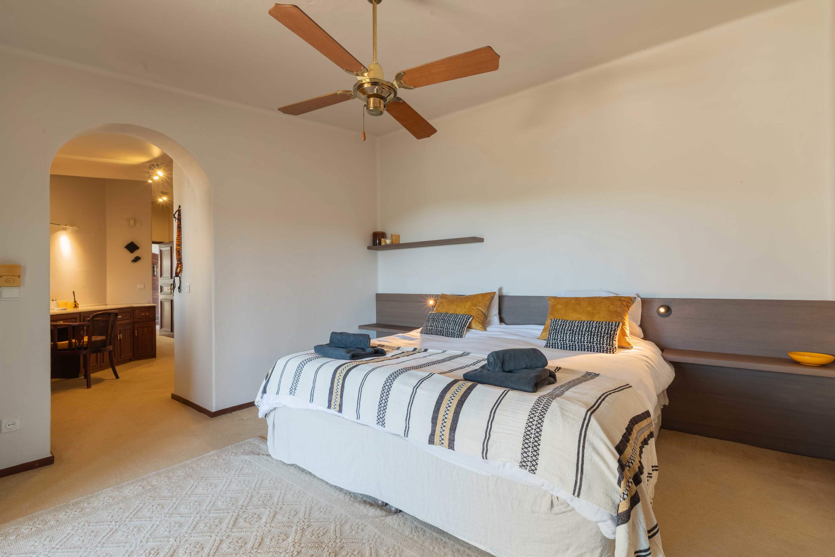 Quinta da Coroa, 4 bedroom villa in Santa Barbara de Nexe, Algarve