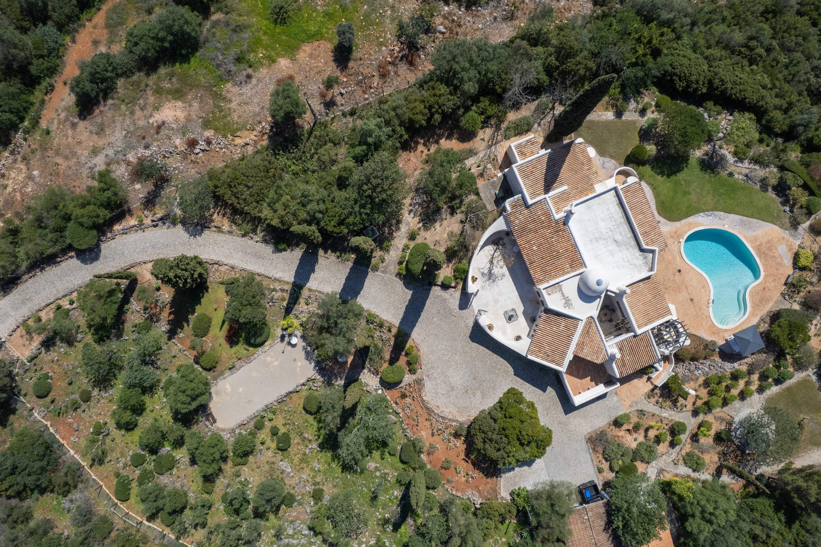 Quinta da Coroa, 4 bedroom villa in Santa Barbara de Nexe, Algarve