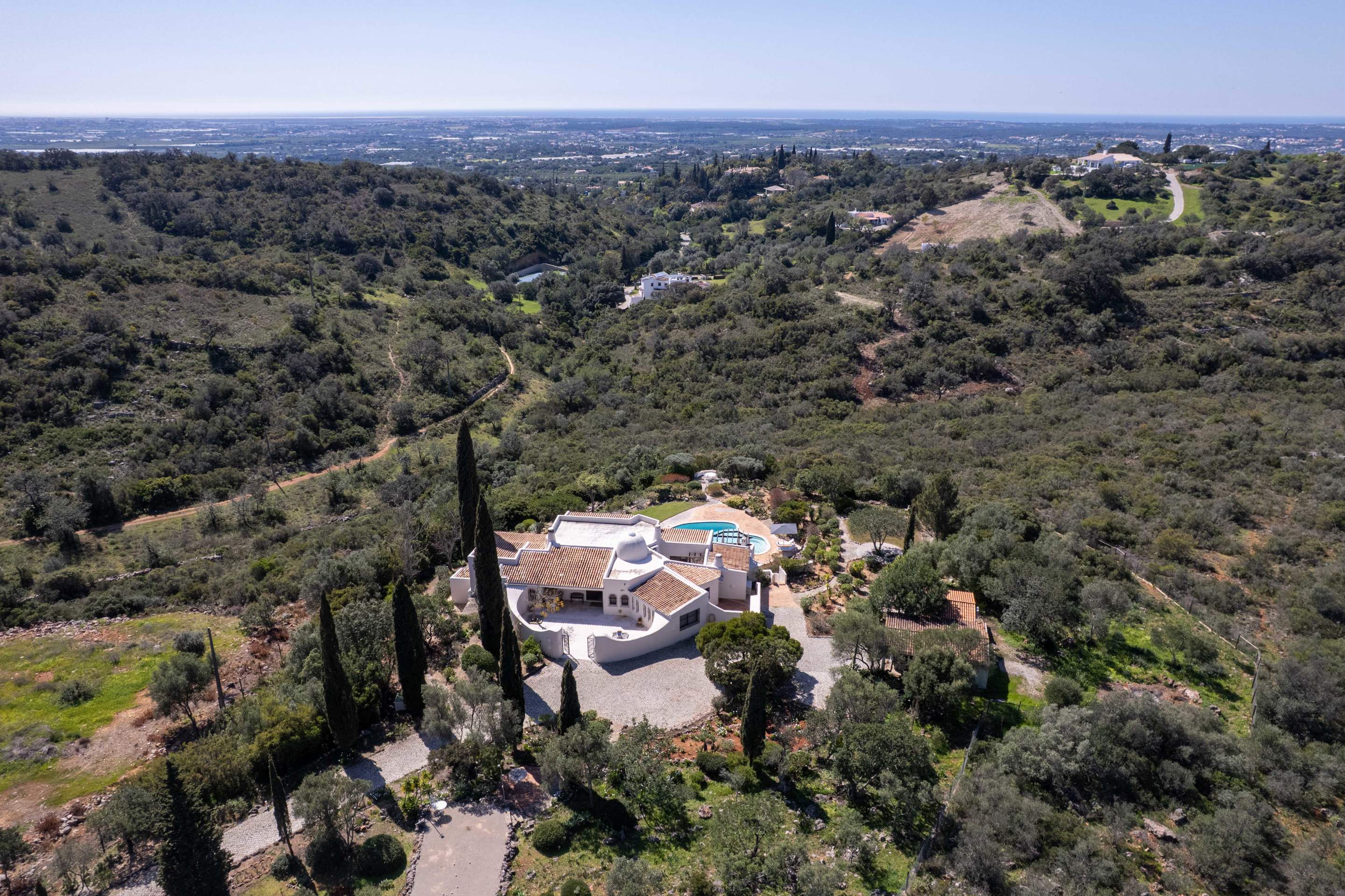 Quinta da Coroa, 4 bedroom villa in Santa Barbara de Nexe, Algarve