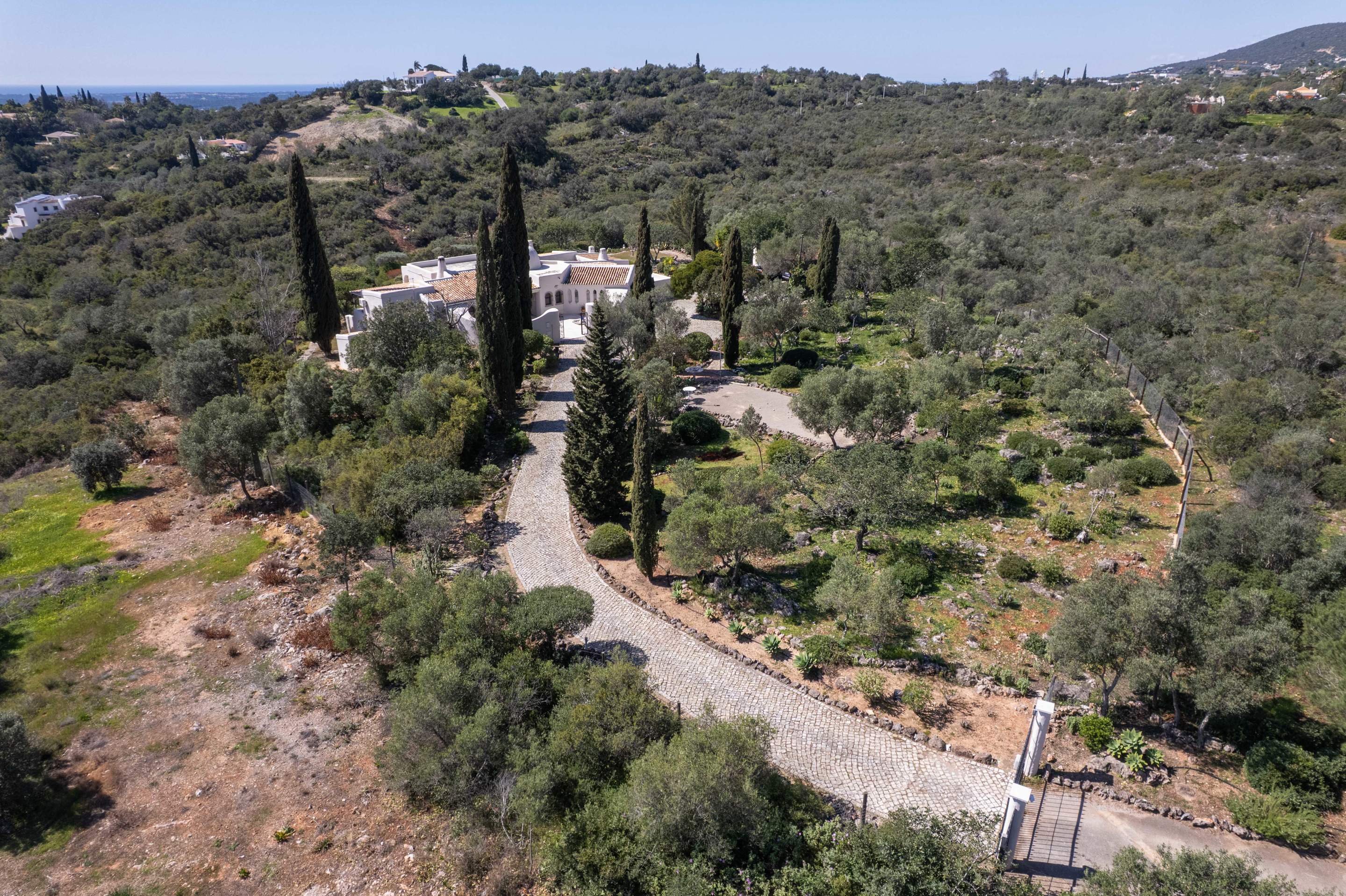Quinta da Coroa, 4 bedroom villa in Santa Barbara de Nexe, Algarve