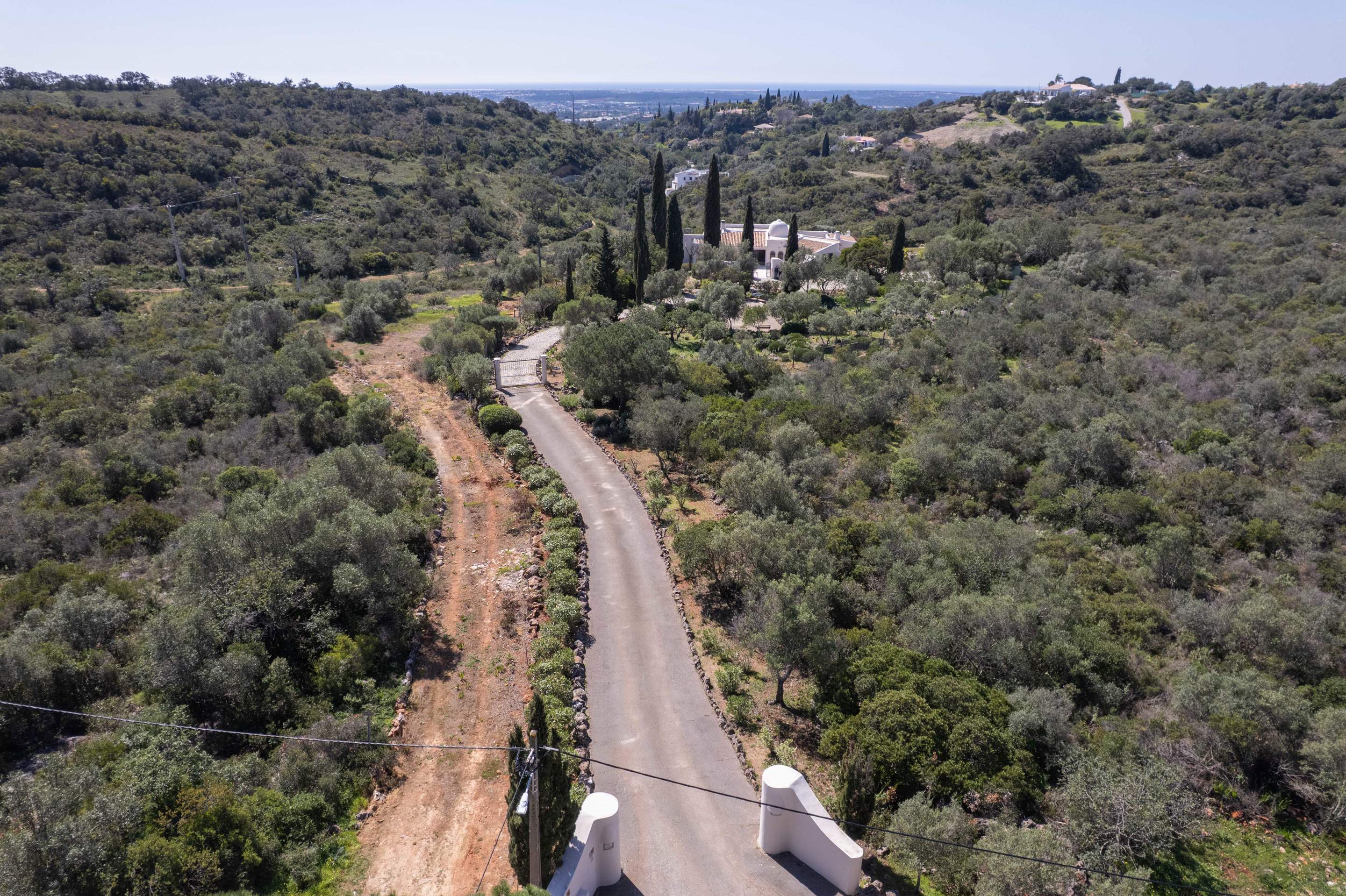Quinta da Coroa, 4 bedroom villa in Santa Barbara de Nexe, Algarve