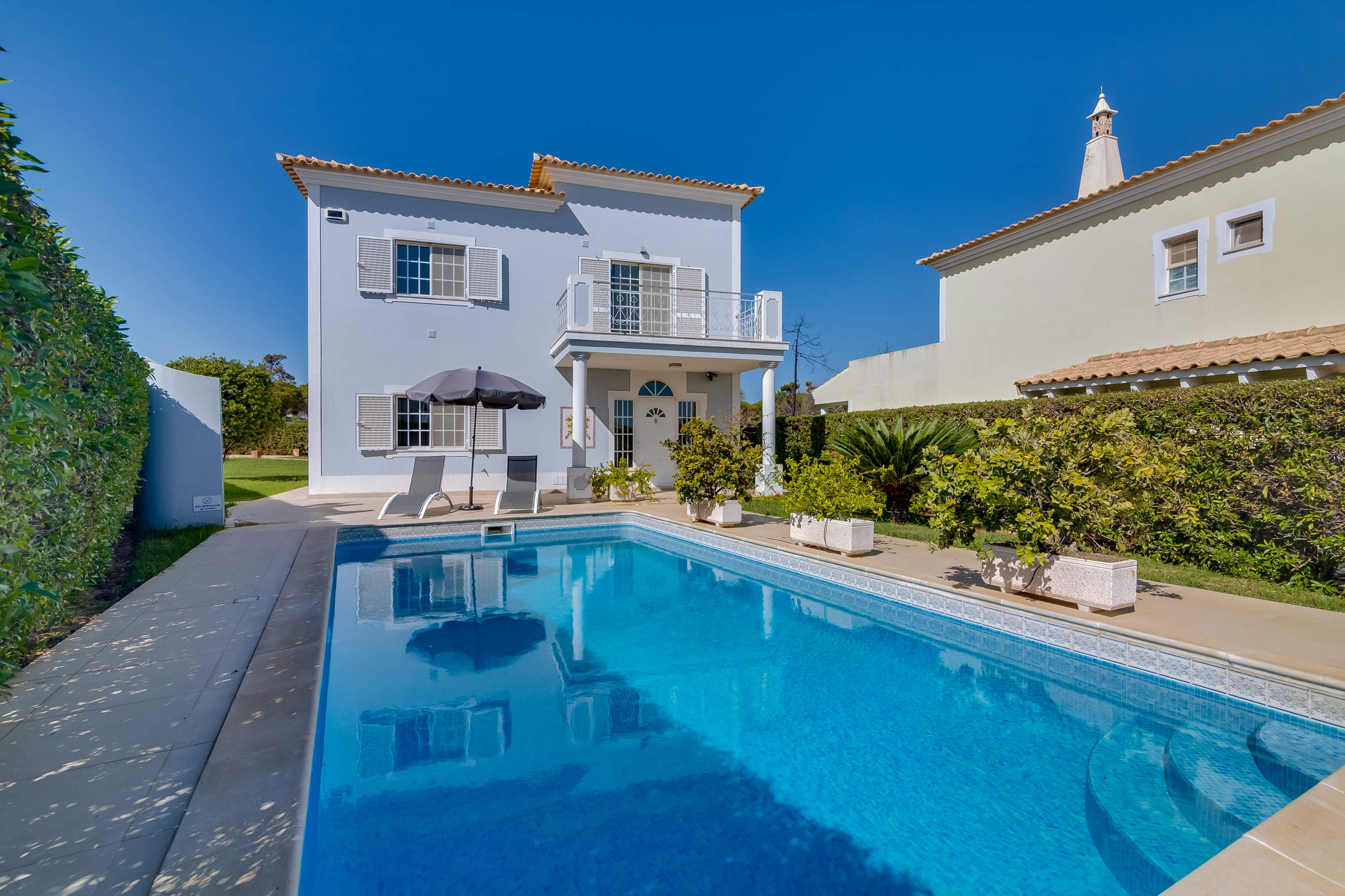 Casa Nuria, 4 bedroom villa in Vale do Lobo, Algarve
