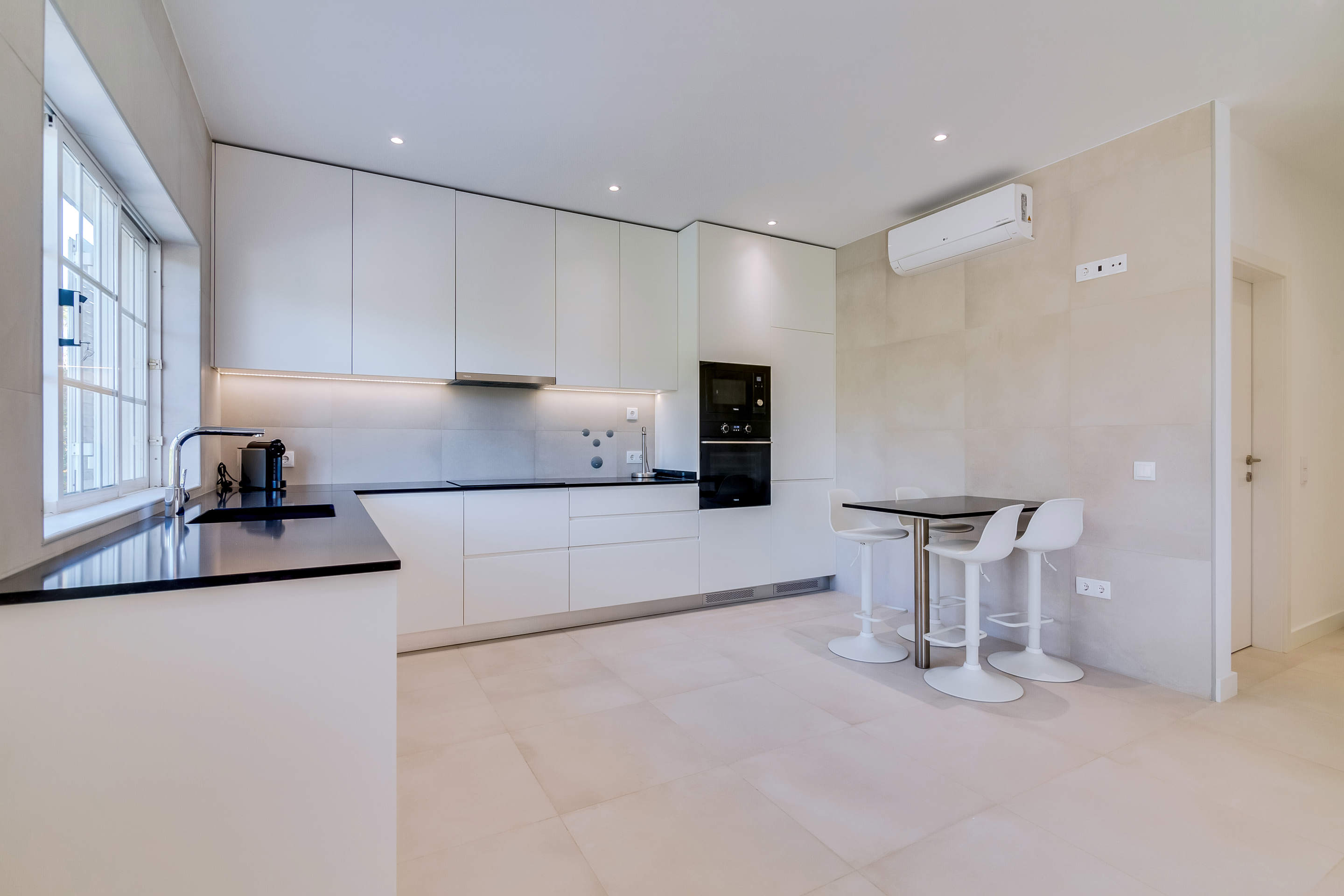 Casa Nuria, 4 bedroom villa in Vale do Lobo, Algarve