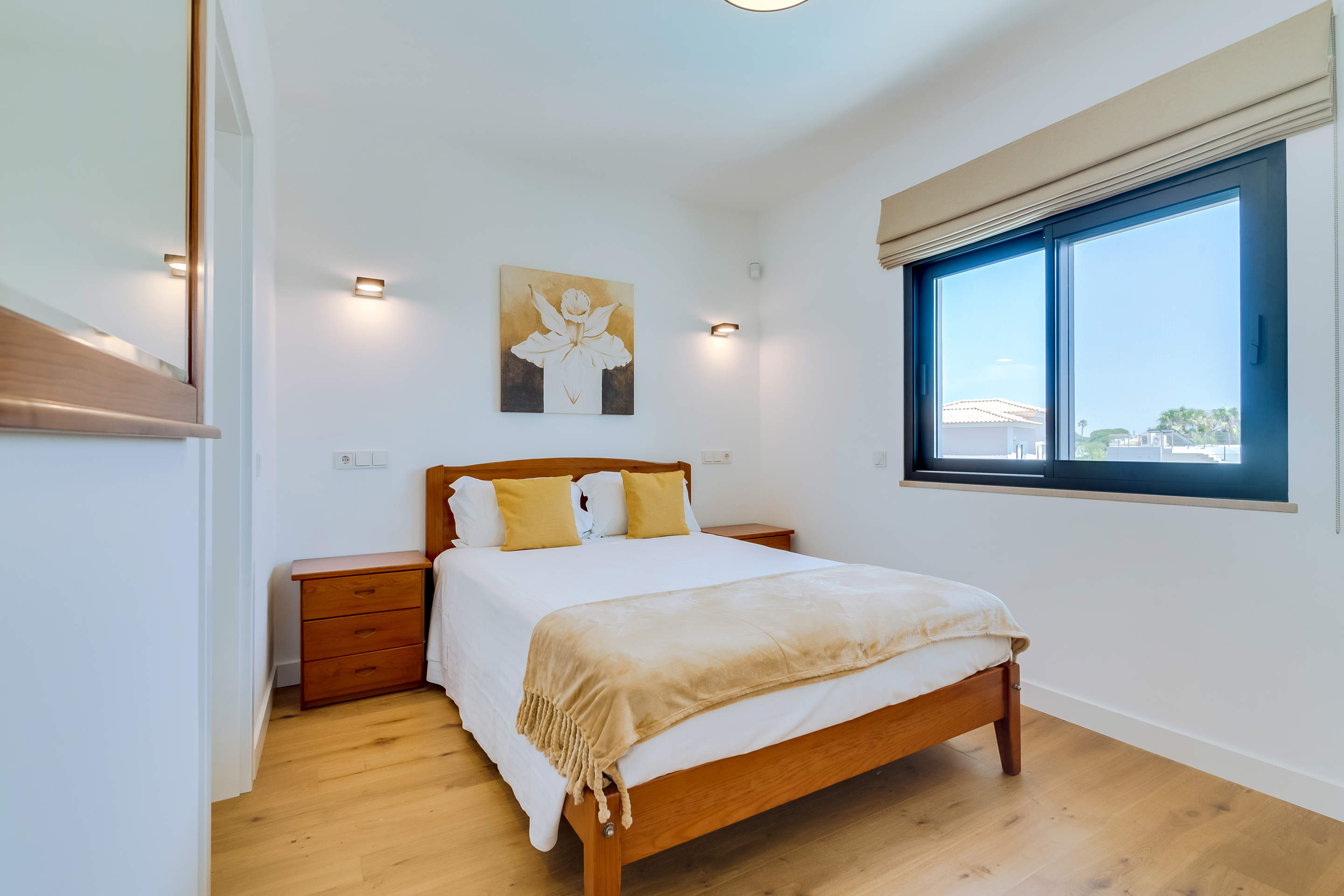 Casa Barakat, 4 bedroom villa in Vale do Lobo, Algarve