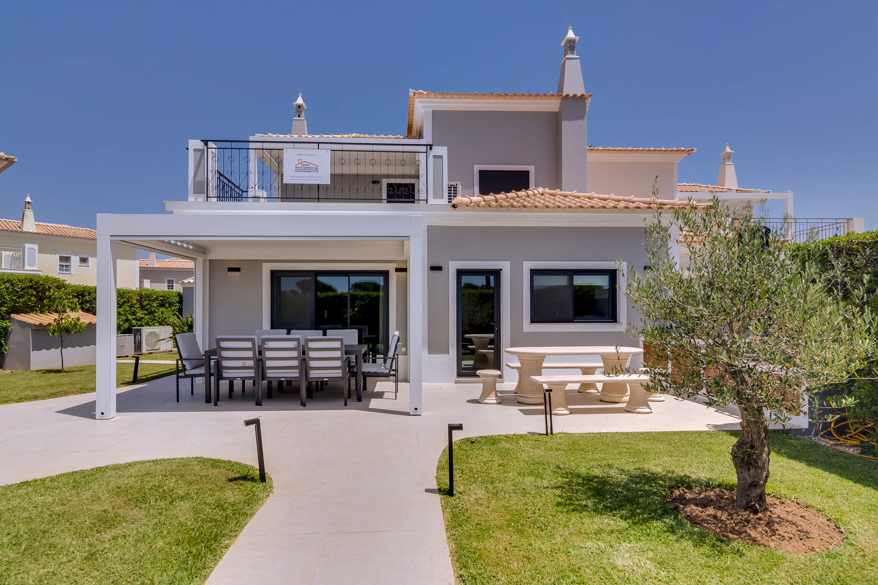 Casa Barakat, 4 bedroom villa in Vale do Lobo, Algarve