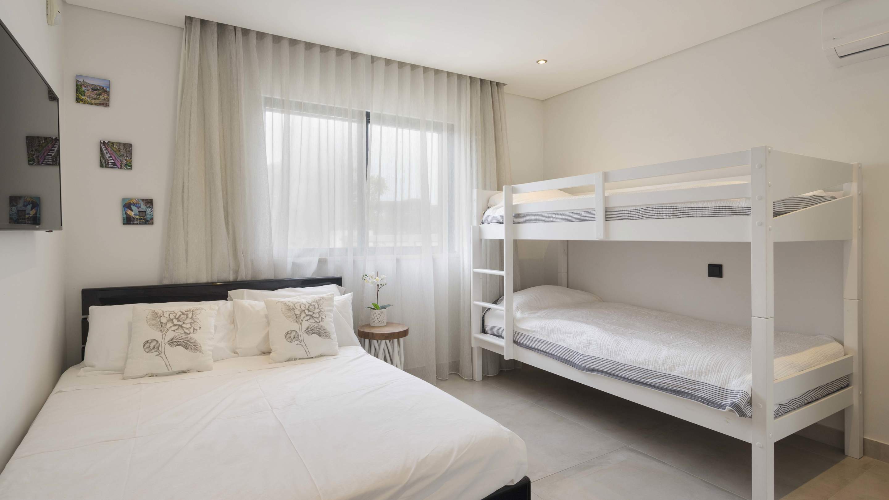 Villa Edmund, 4 bedroom villa in Vale do Lobo, Algarve