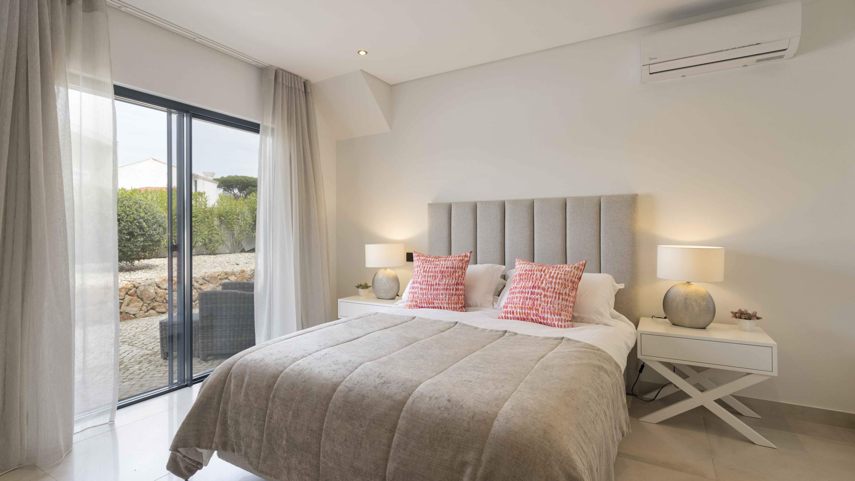 Villa Edmund, 4 bedroom villa in Vale do Lobo, Algarve