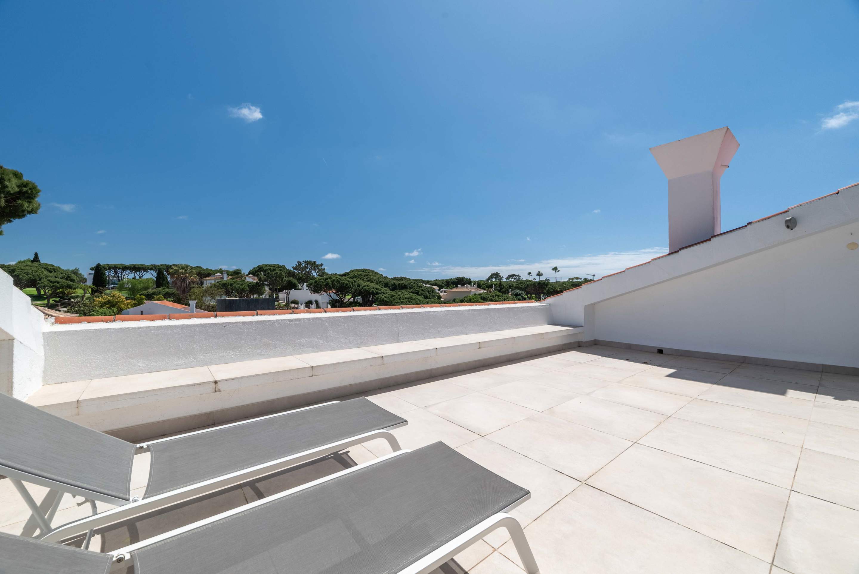Villa Edmund, 4 bedroom villa in Vale do Lobo, Algarve