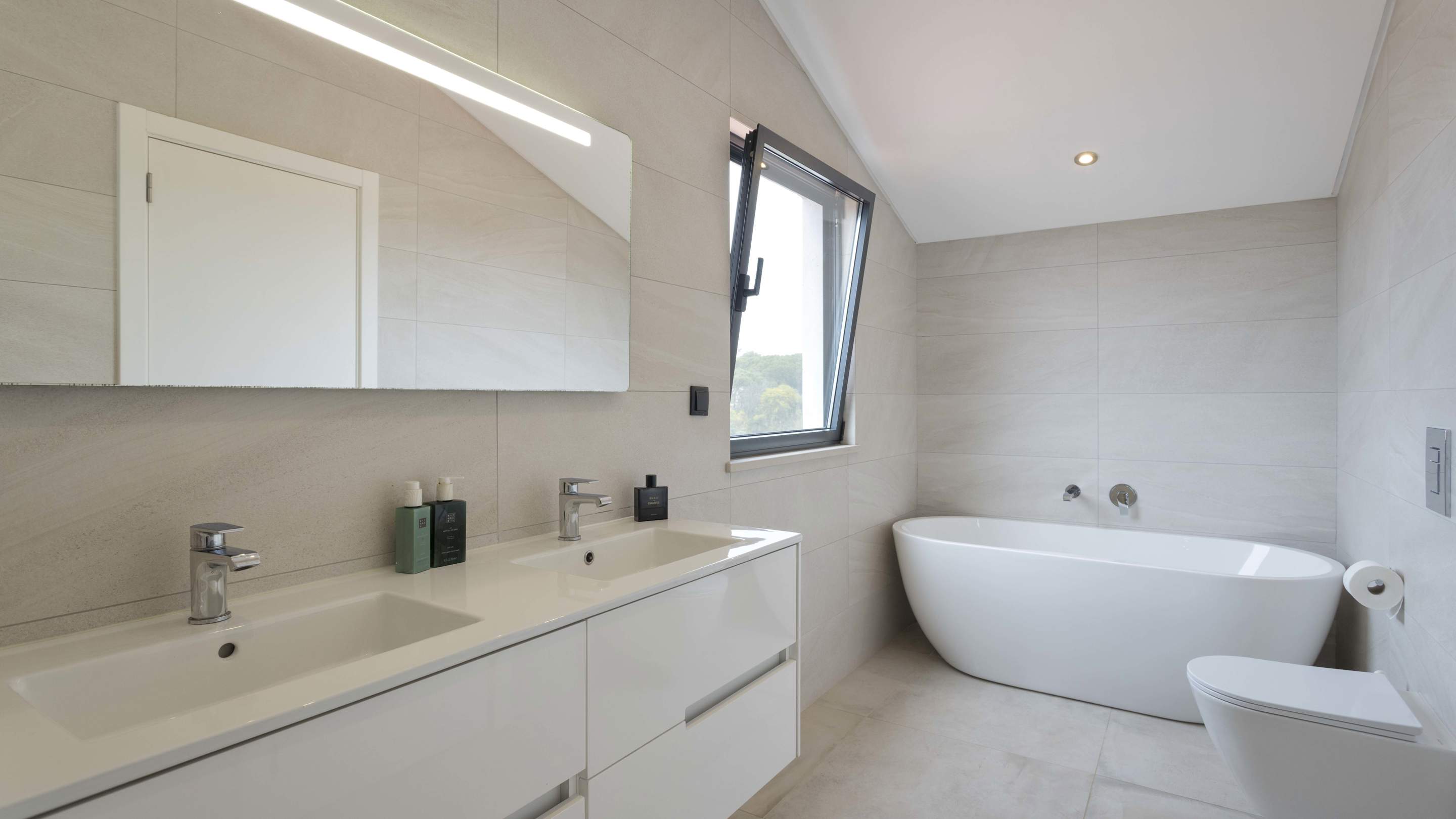 Villa Edmund, 4 bedroom villa in Vale do Lobo, Algarve