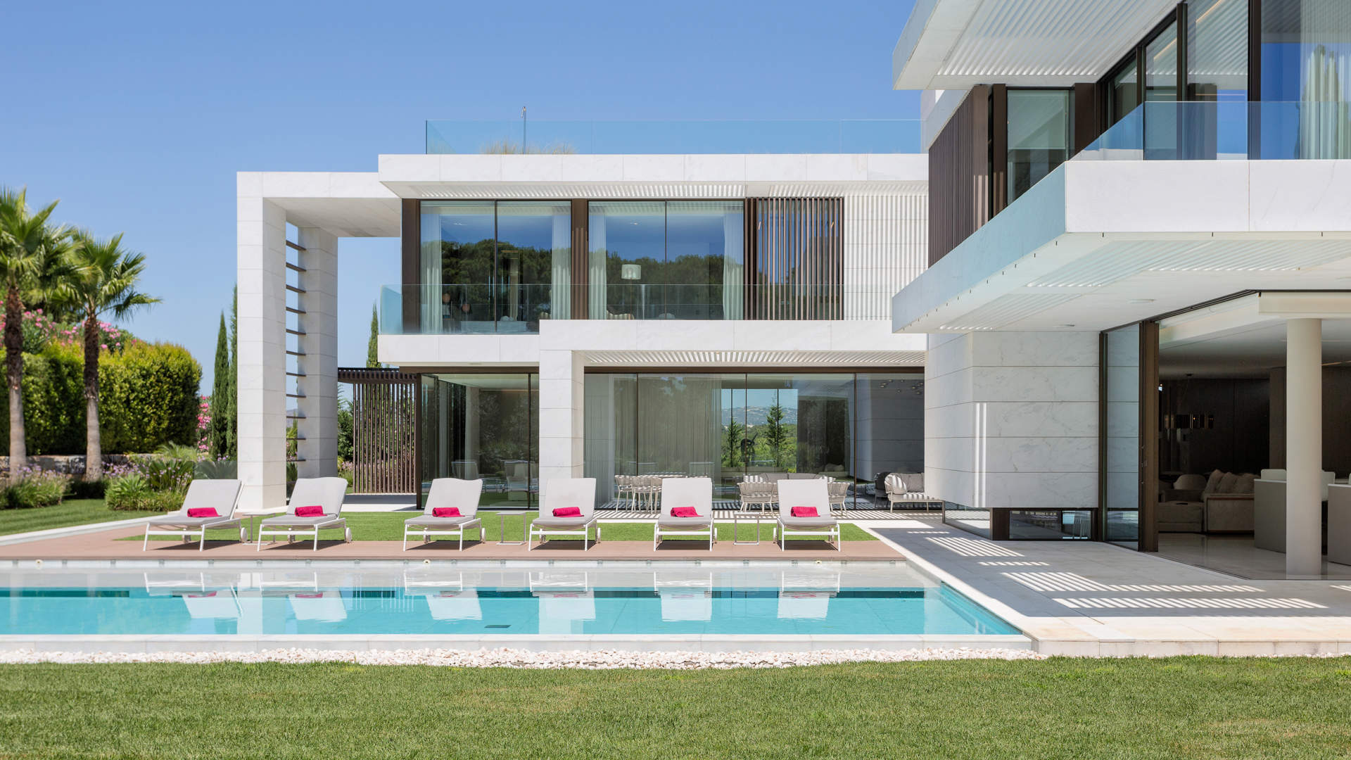 Villa Burgess, 6 bedroom villa in Quinta do Lago, Algarve