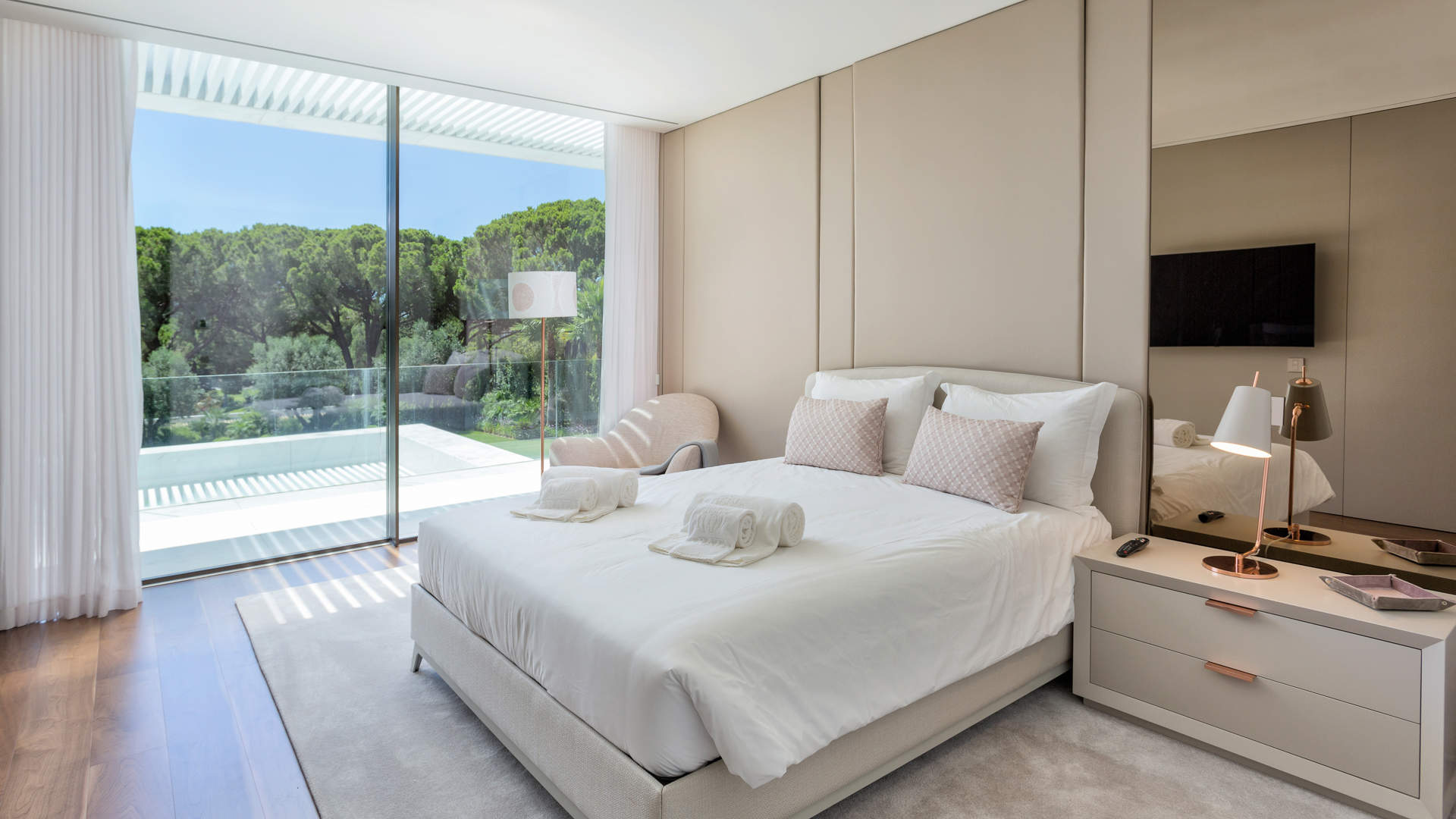 Villa Burgess, 6 bedroom villa in Quinta do Lago, Algarve