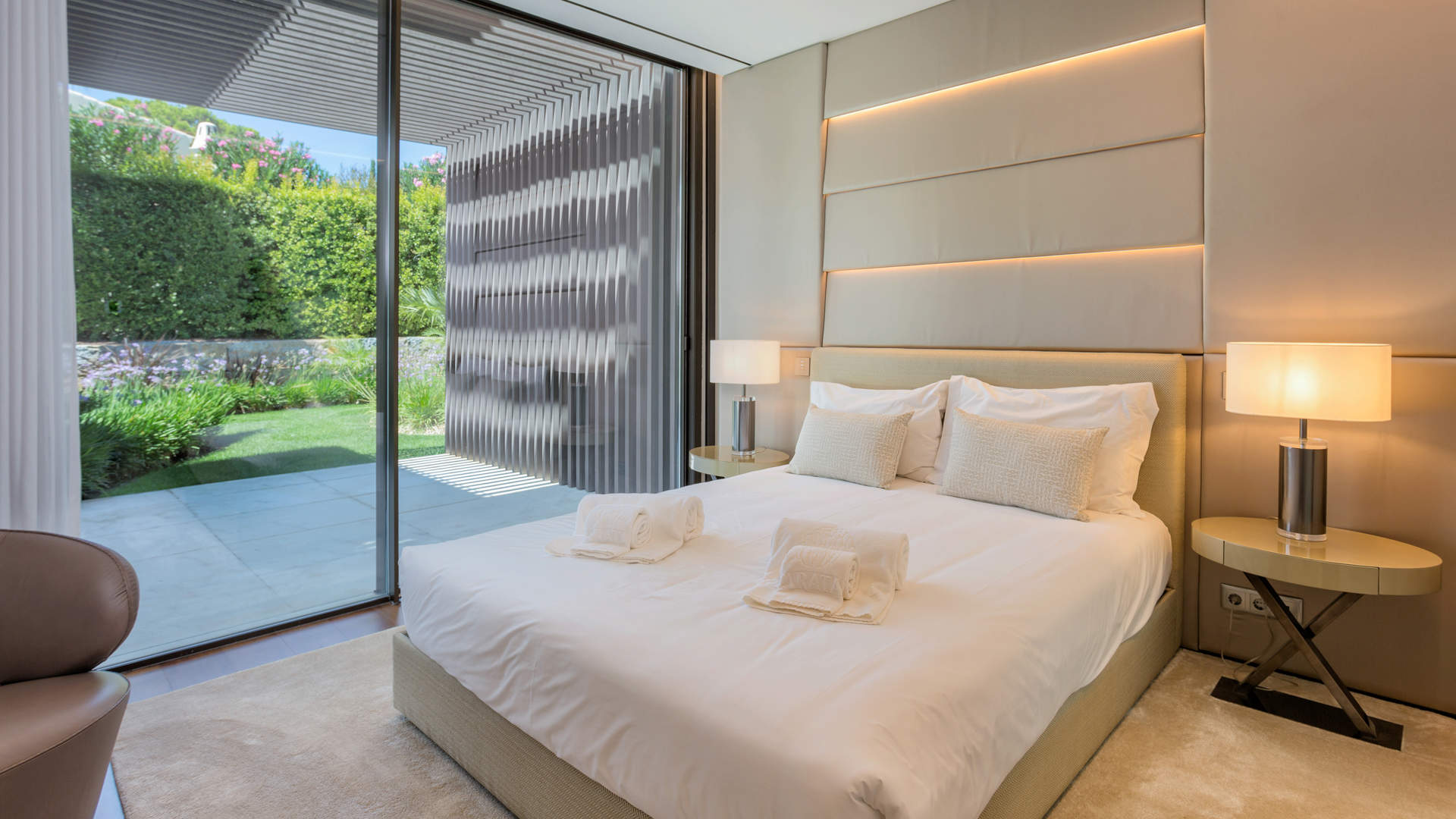 Villa Burgess, 6 bedroom villa in Quinta do Lago, Algarve