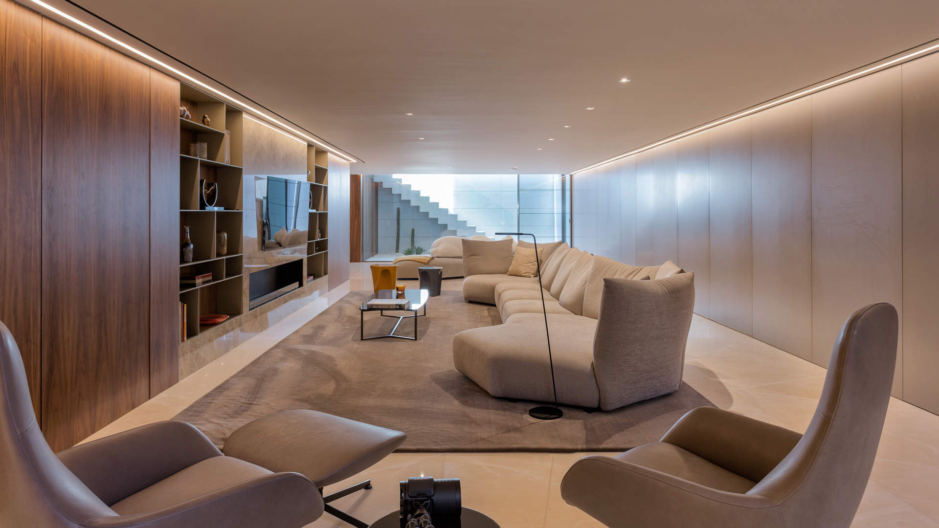 Villa Burgess, 6 bedroom villa in Quinta do Lago, Algarve