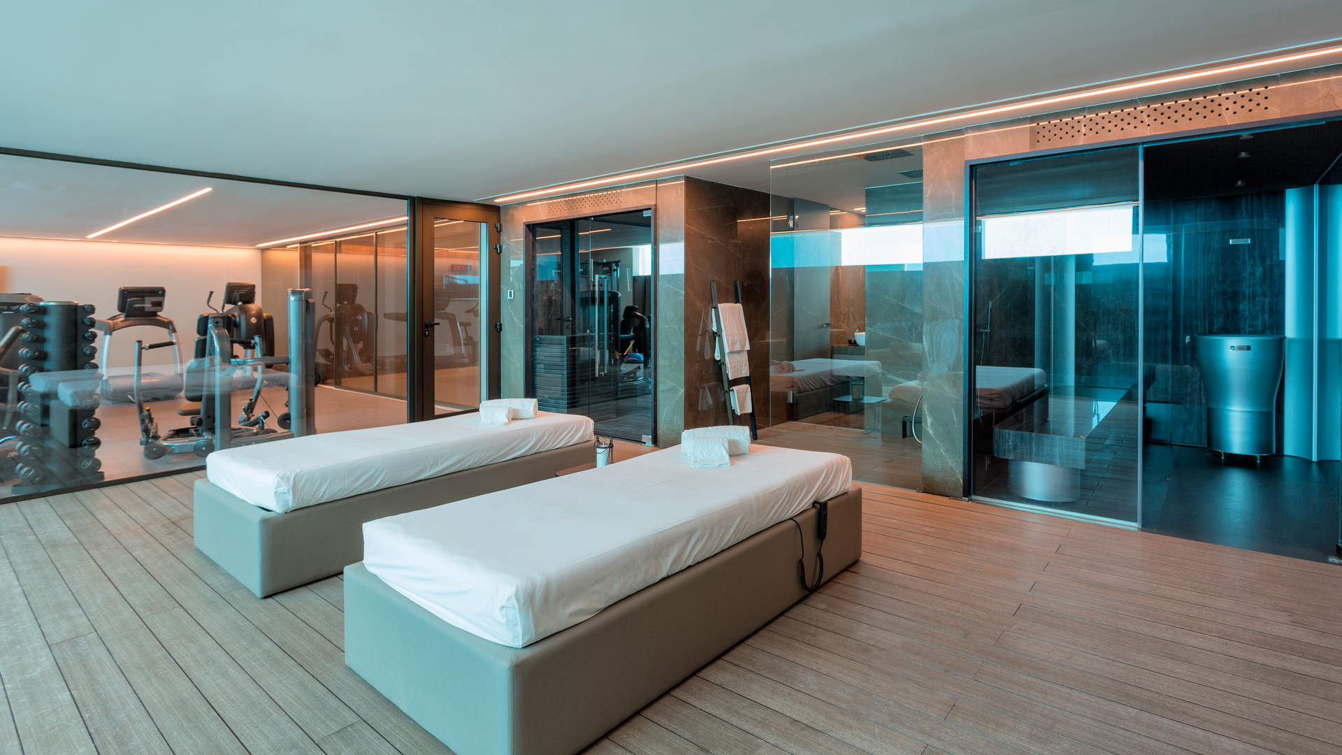 Villa Burgess, 6 bedroom villa in Quinta do Lago, Algarve