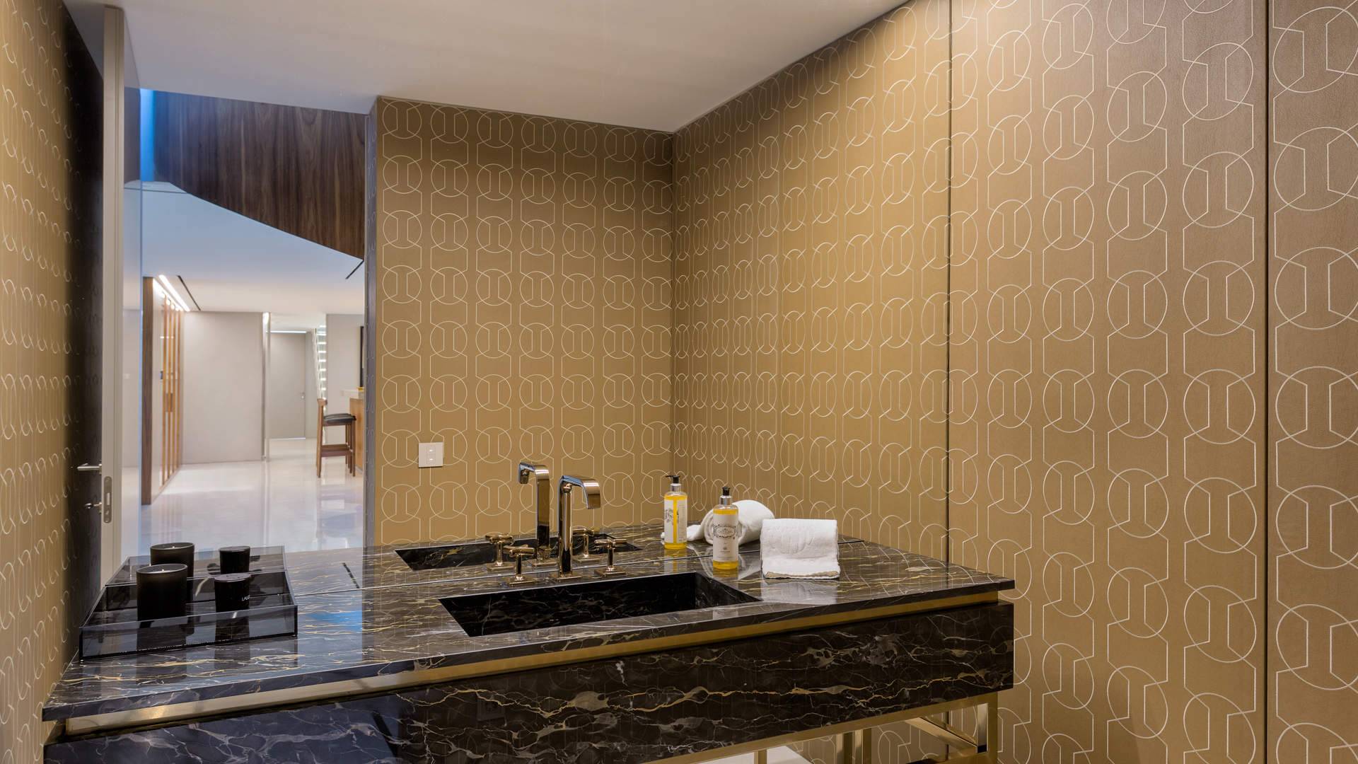 Villa Burgess, 6 bedroom villa in Quinta do Lago, Algarve