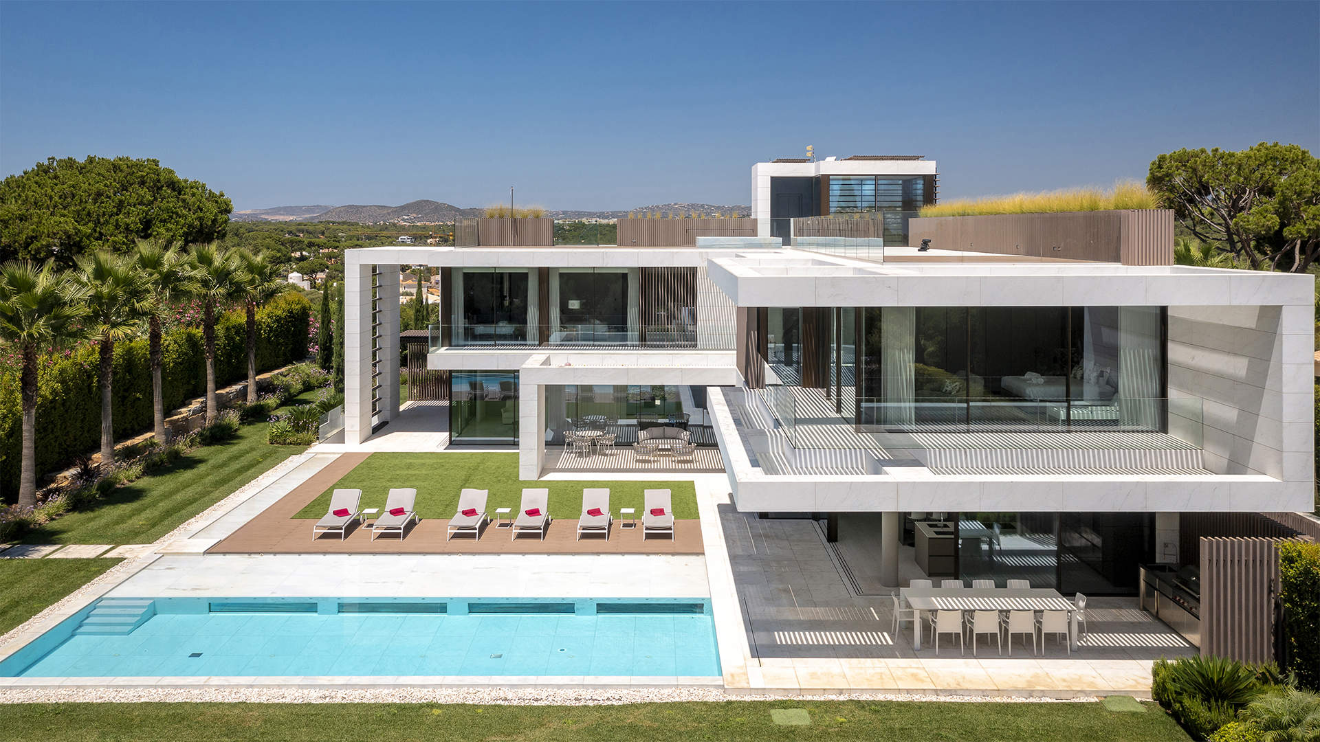 Villa Burgess, 6 bedroom villa in Quinta do Lago, Algarve