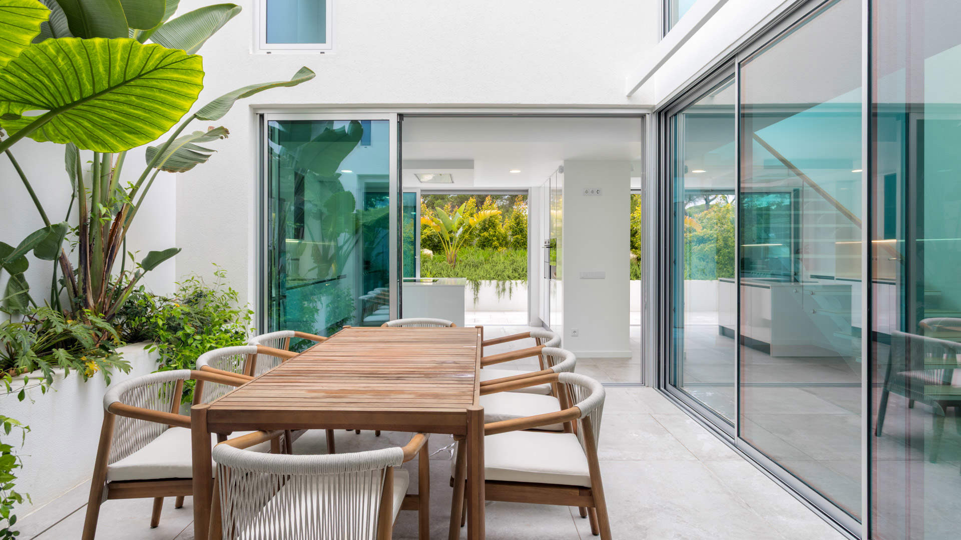 Townhouse Jasmin, 4 bedroom villa in Vale do Lobo, Algarve