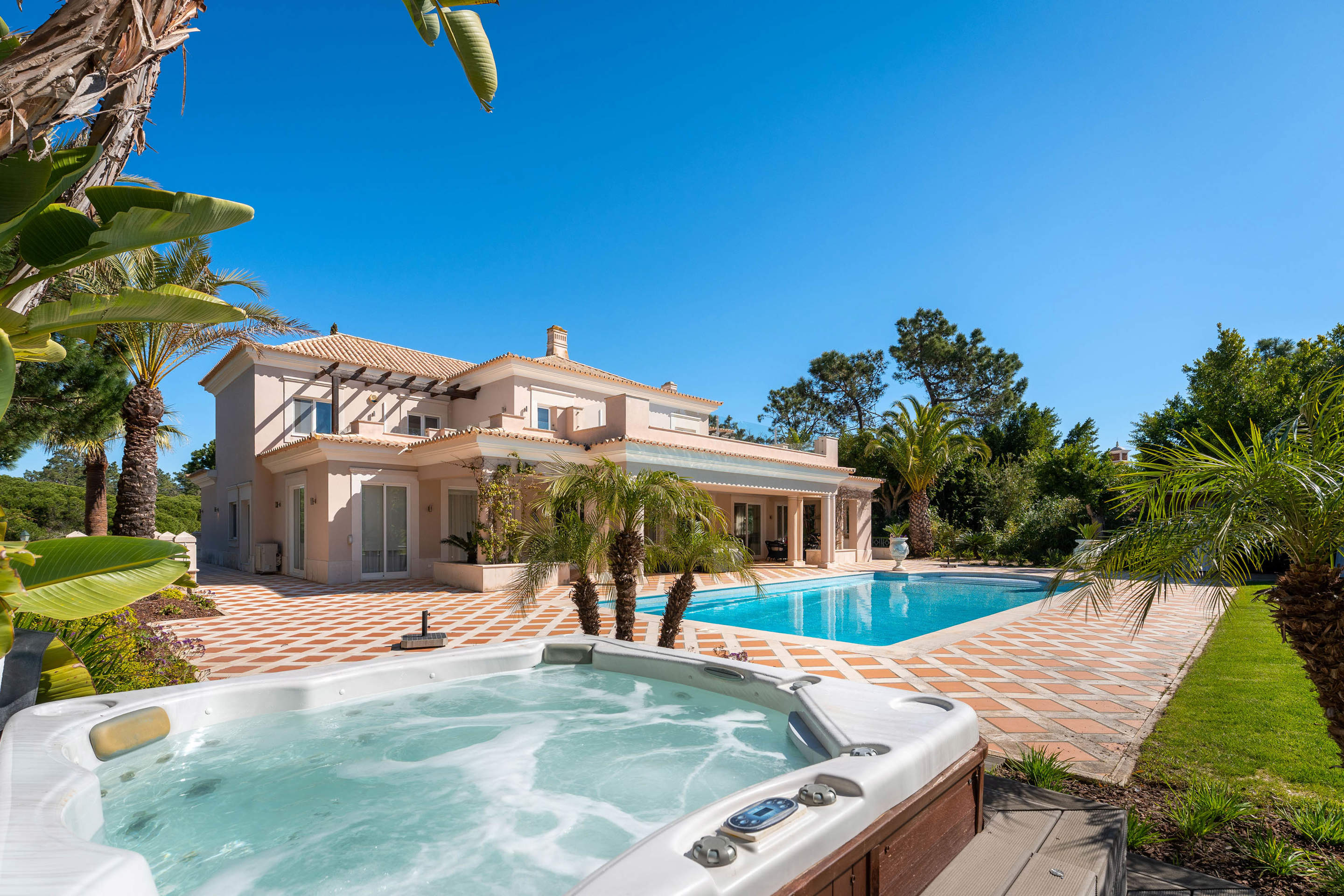 Villa Liz, 6 bedroom villa in Quinta do Lago, Algarve