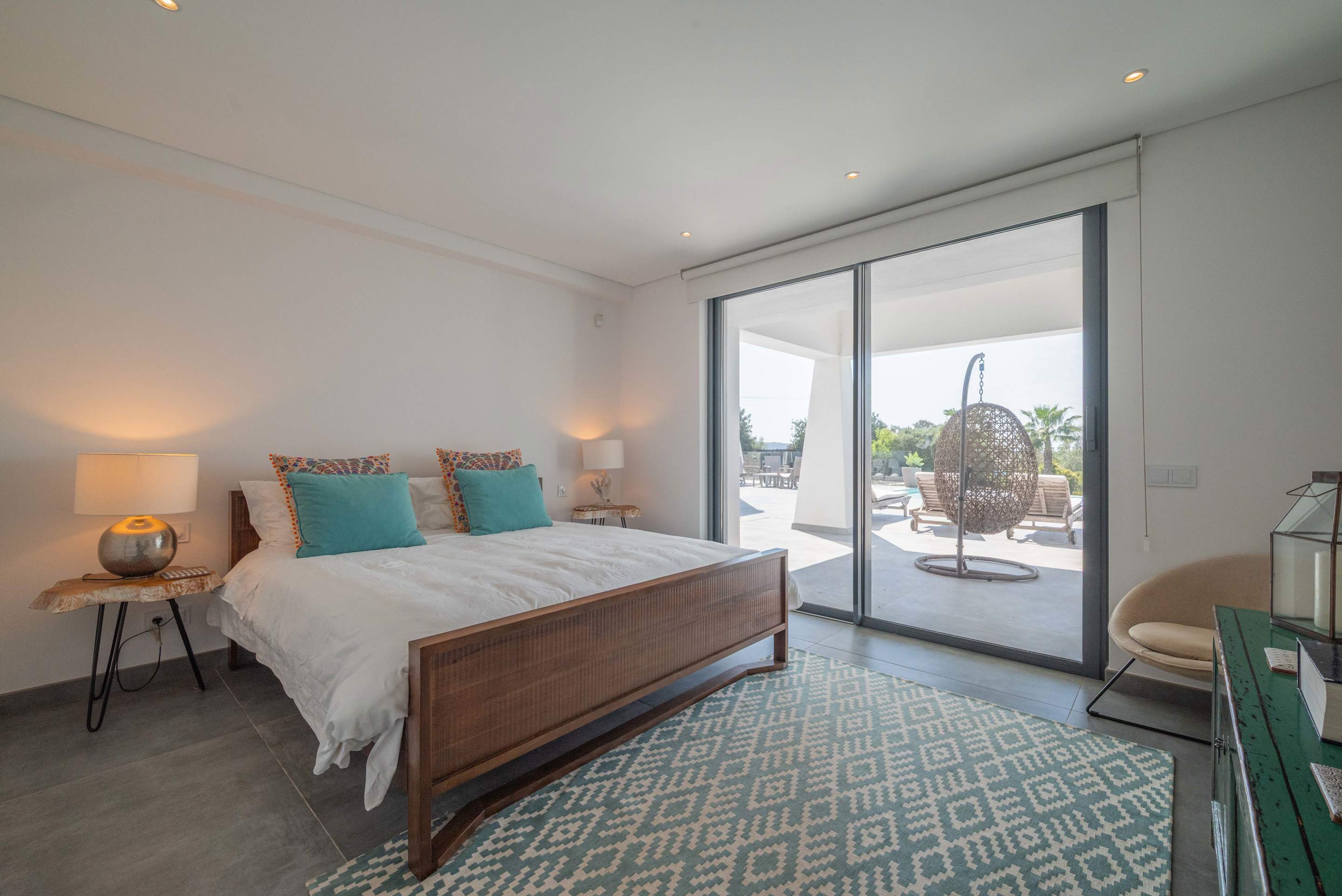 The Apra Masterpiece Four bedroom Rate sleeping up to 9 persons, 4 bedroom villa in Loule Area, Algarve