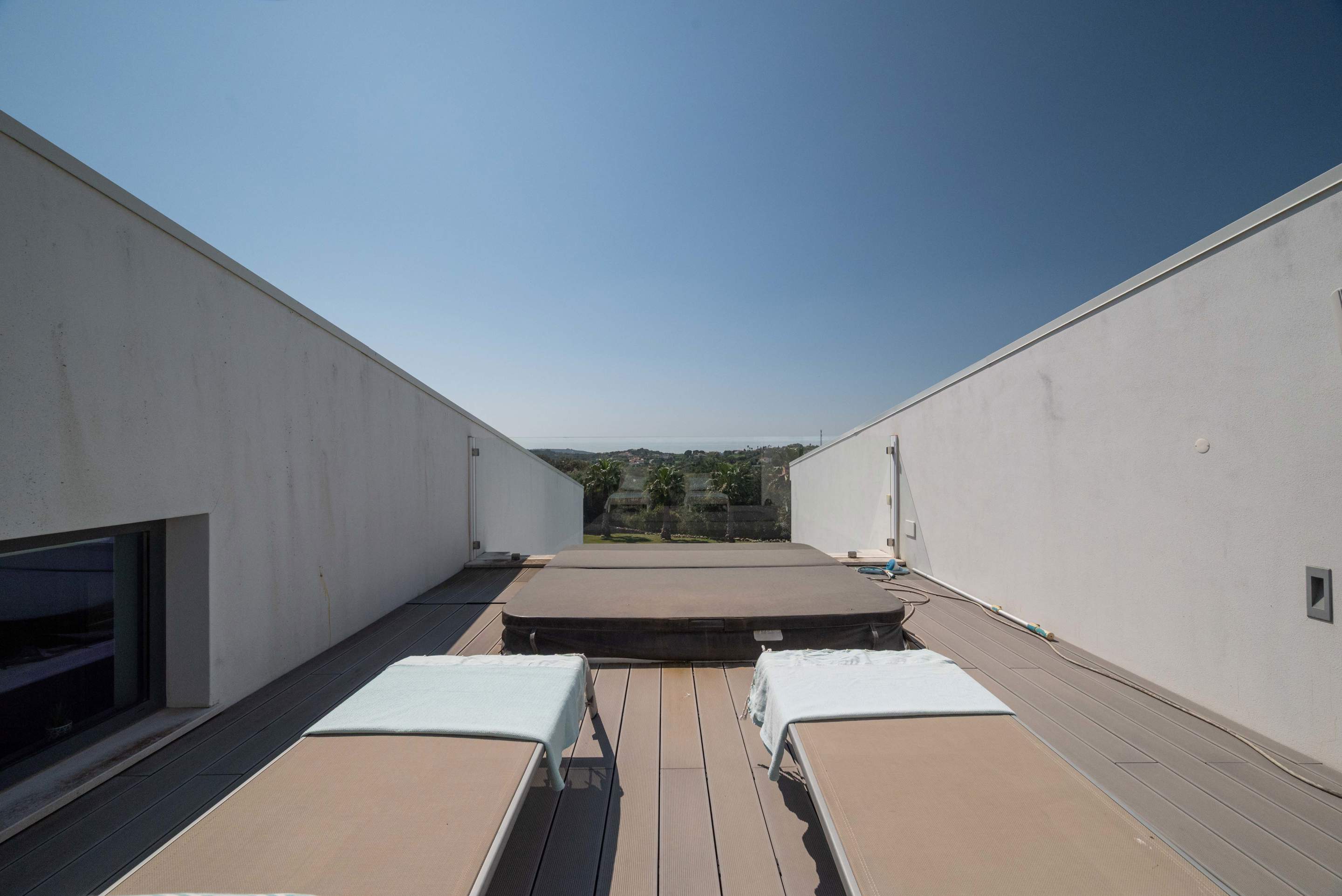 The Apra Masterpiece Four bedroom Rate sleeping up to 9 persons, 4 bedroom villa in Loule Area, Algarve
