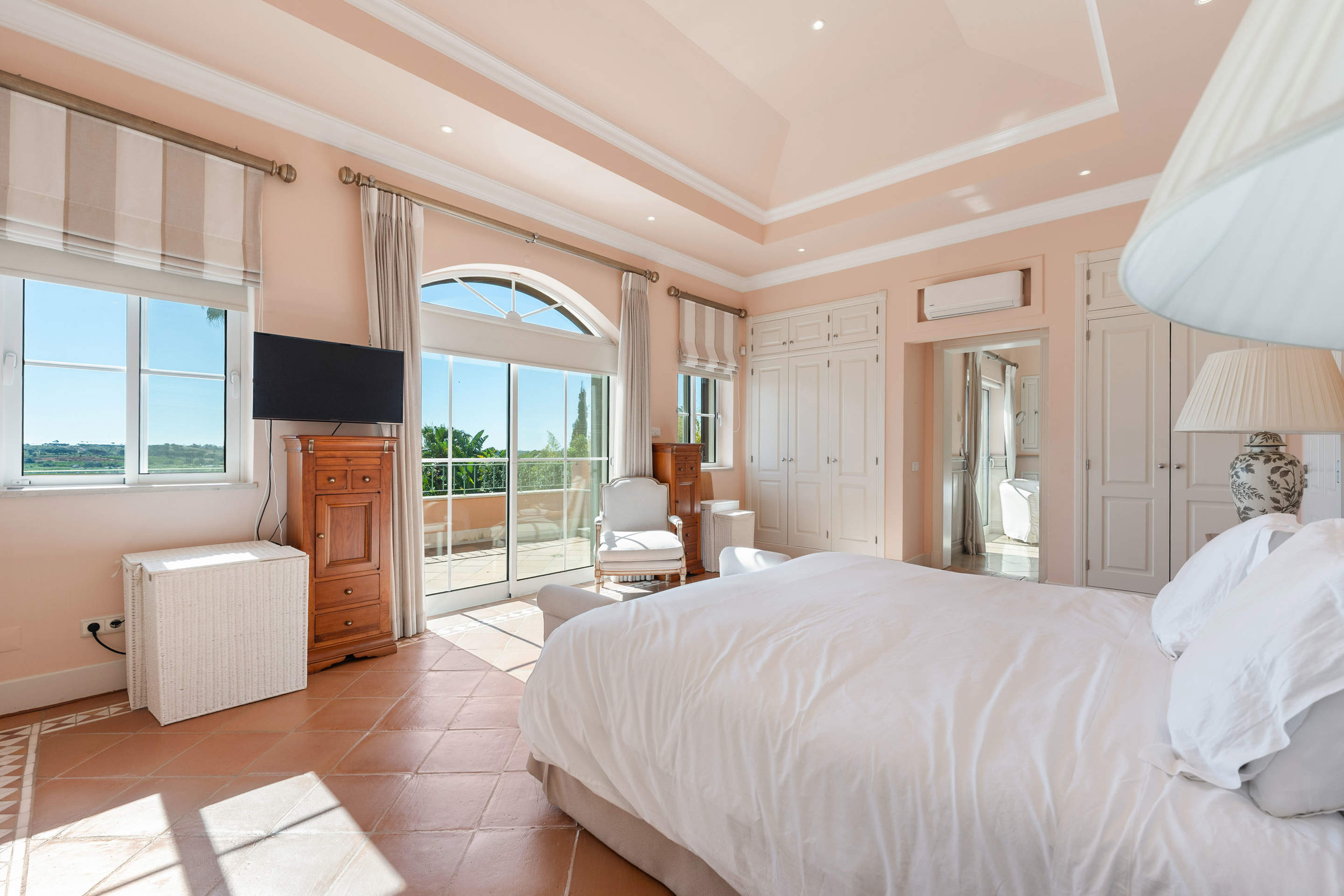 Casa Elodie, 4 bedroom villa in Quinta do Lago, Algarve
