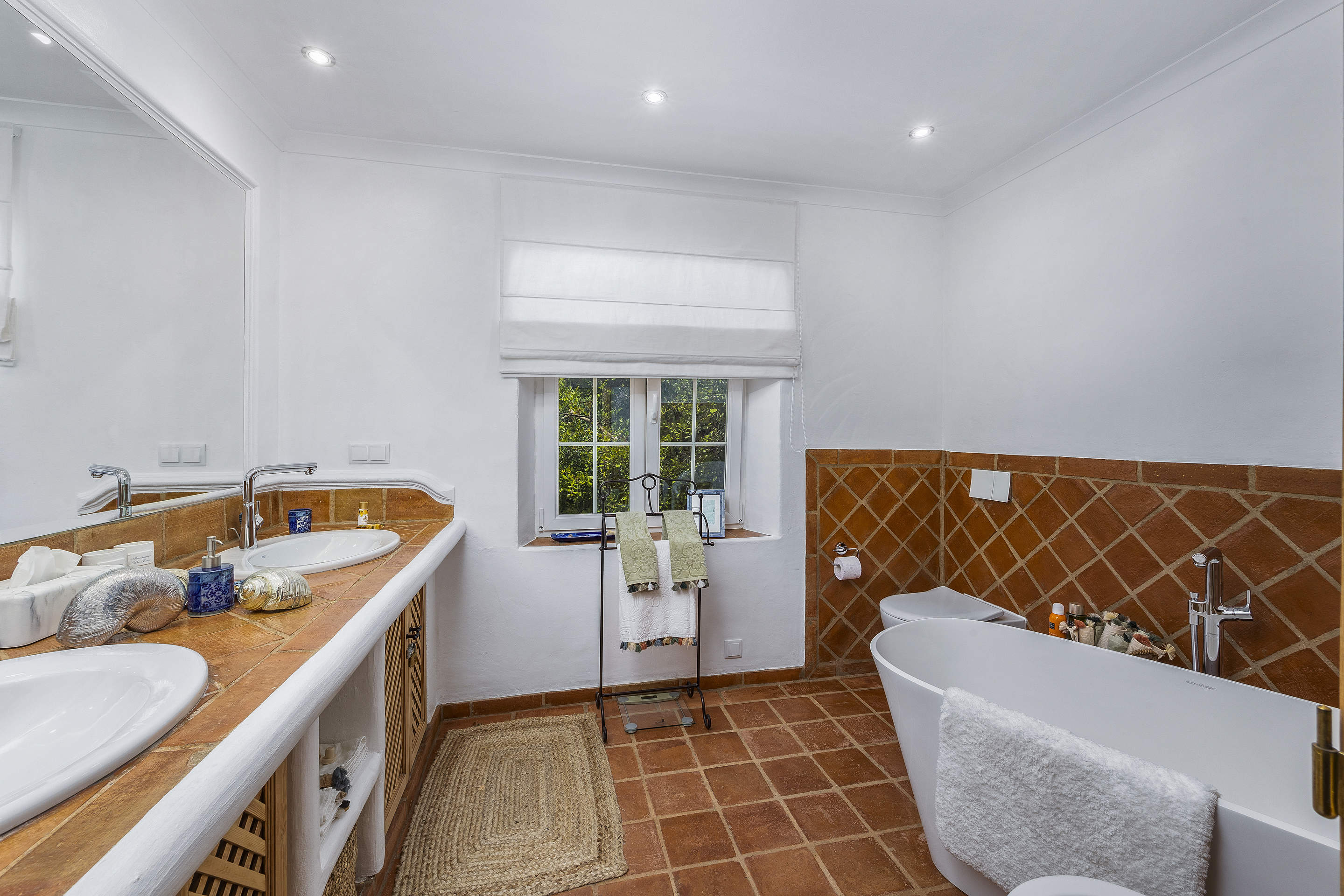 Casa Carpe Diem Three Bedroom Rate for 5-6 Persons, 3 bedroom villa in Almancil, Algarve