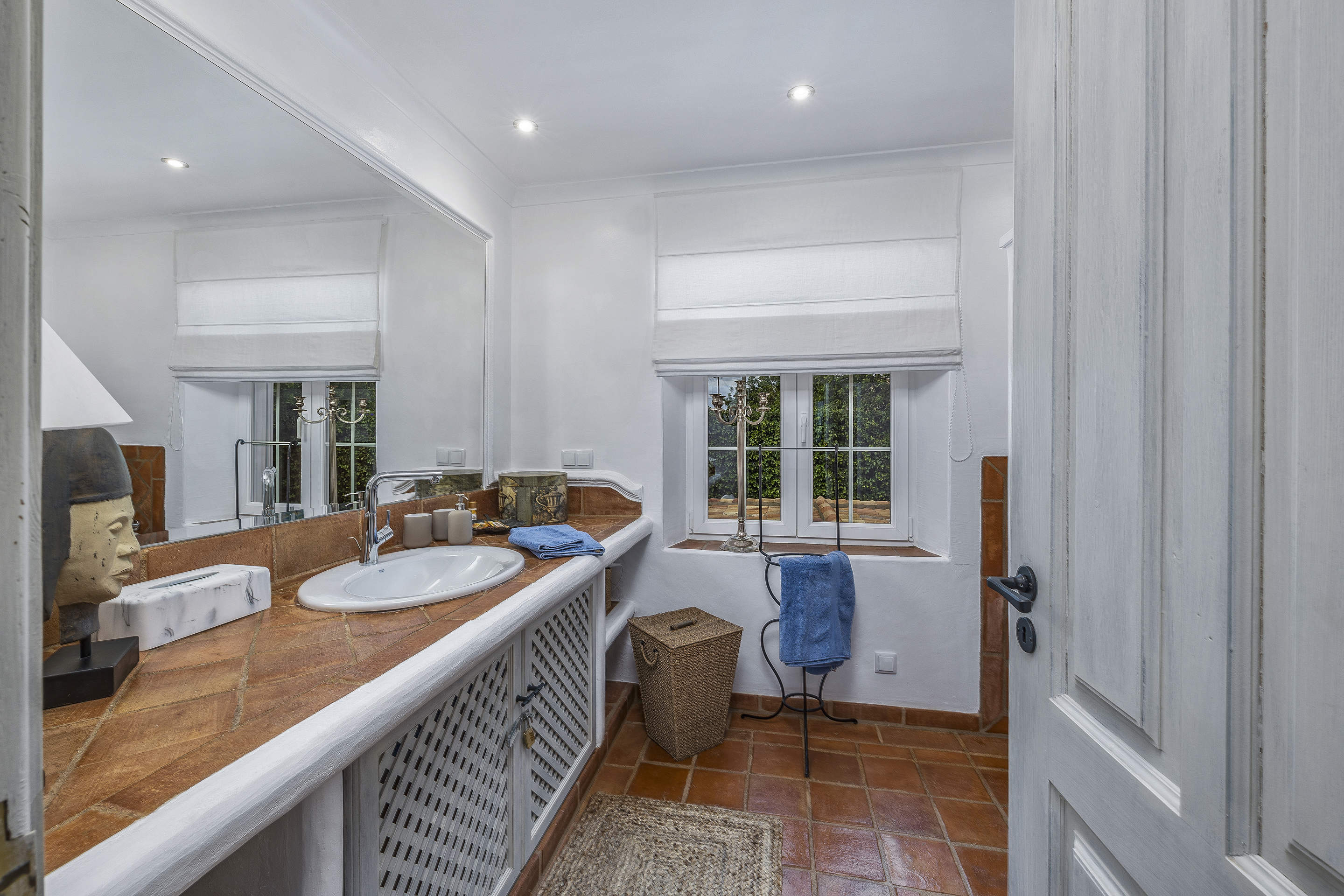 Casa Carpe Diem Three Bedroom Rate for 5-6 Persons, 3 bedroom villa in Almancil, Algarve