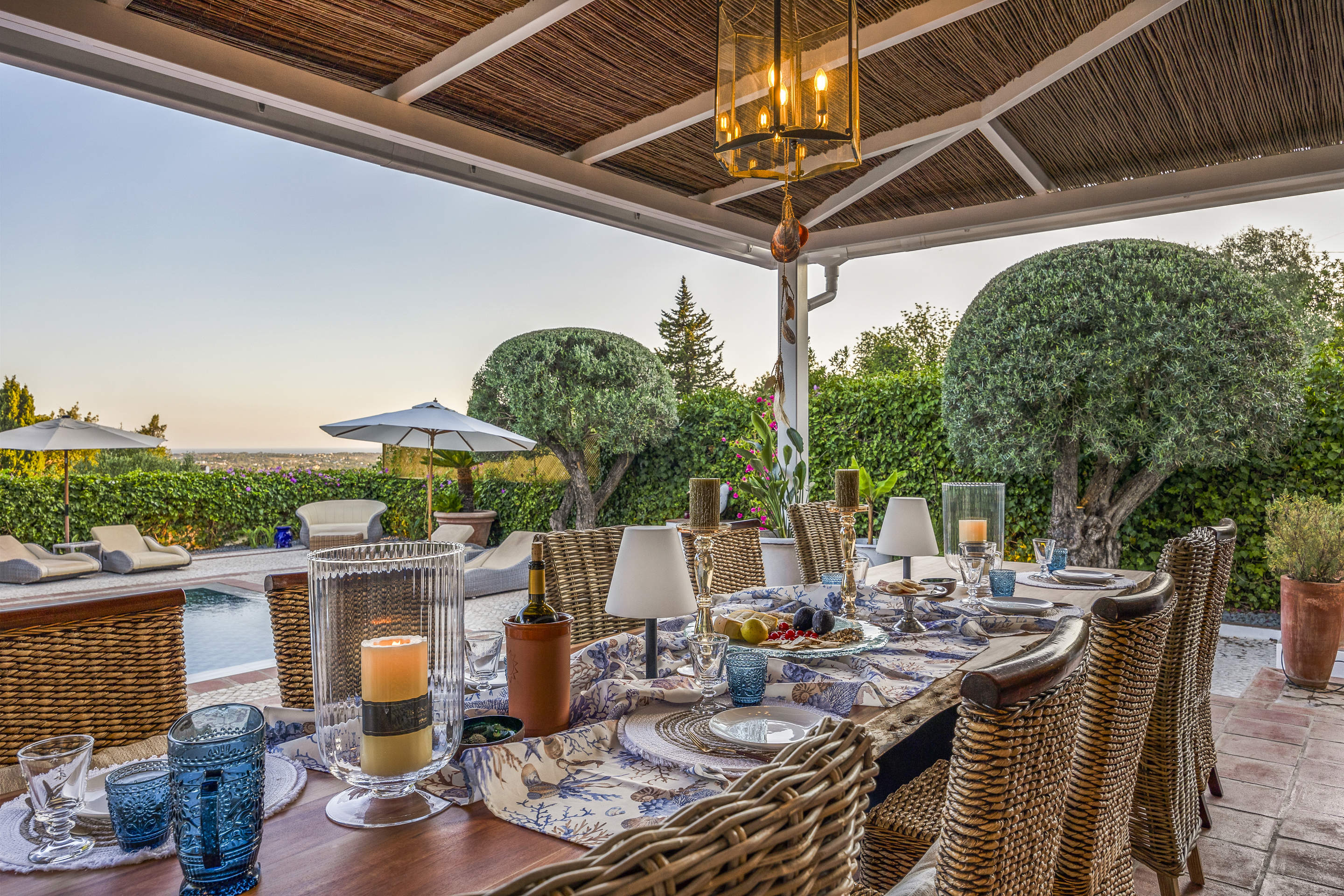 Casa Carpe Diem Three Bedroom Rate for 5-6 Persons, 3 bedroom villa in Almancil, Algarve